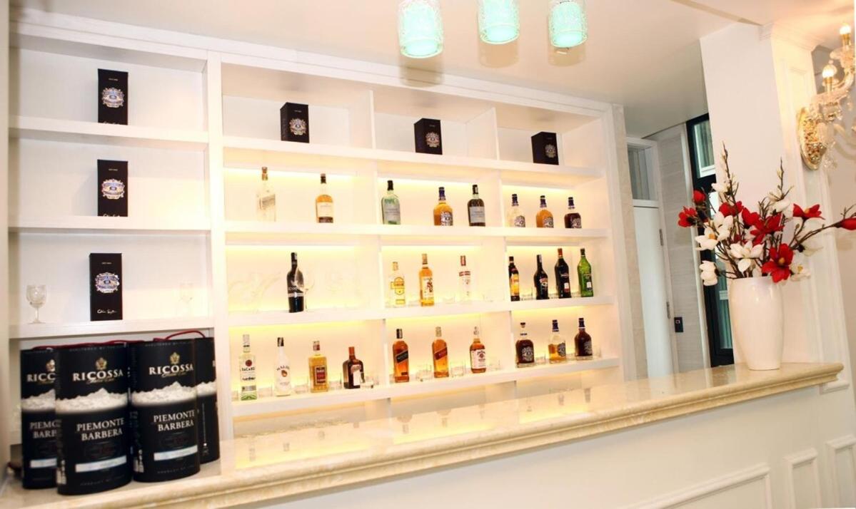 A1 Hill Hotel HN - by BAY LUXURY