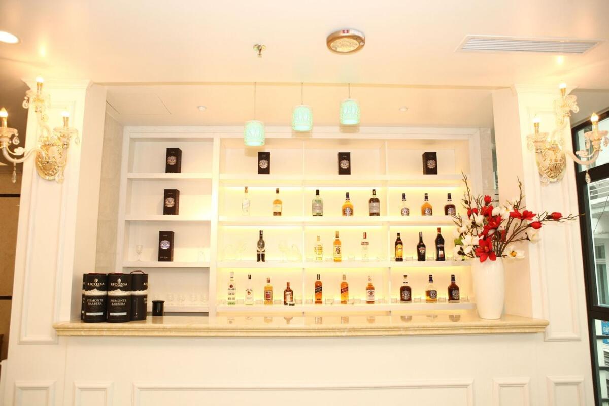 A1 Hill Hotel HN - by BAY LUXURY