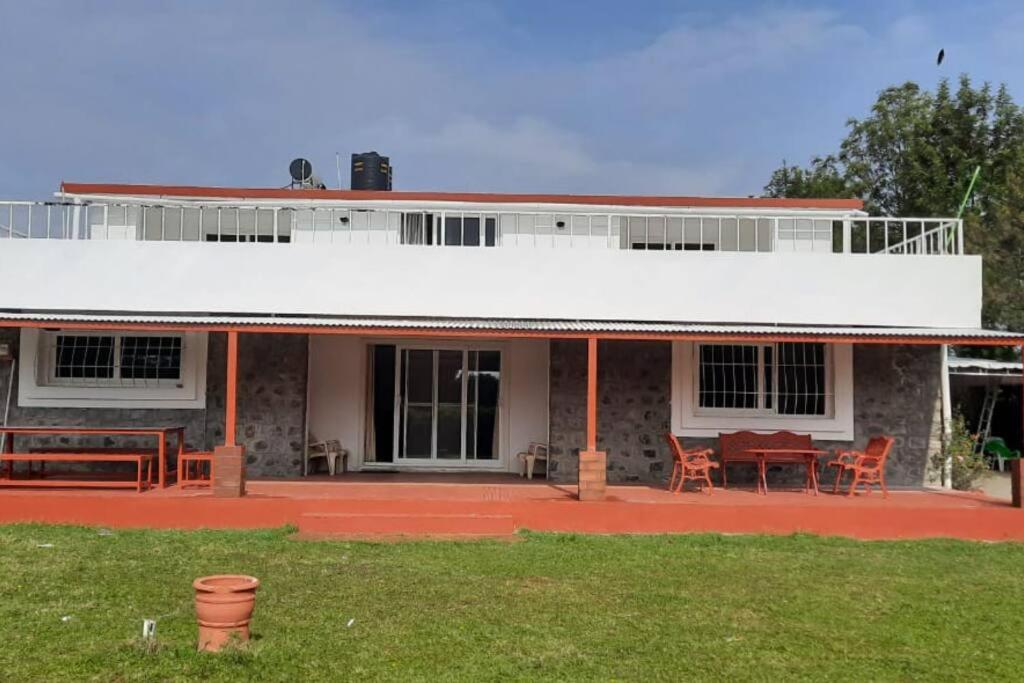 Mountain Top Holidays Home, Ooty