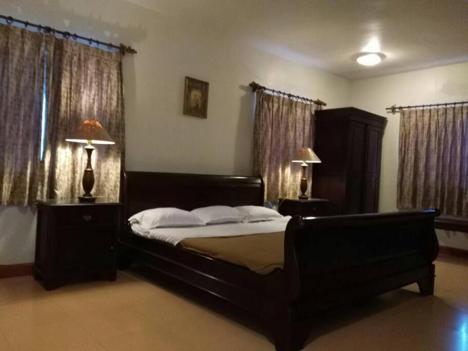 Mountain Top Holidays Home, Ooty