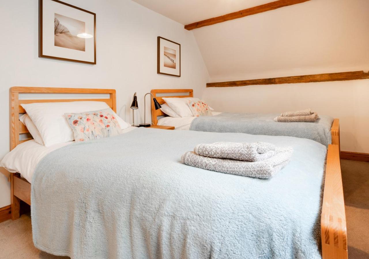 4 Bed in Wells-next-the-Sea oc-2045