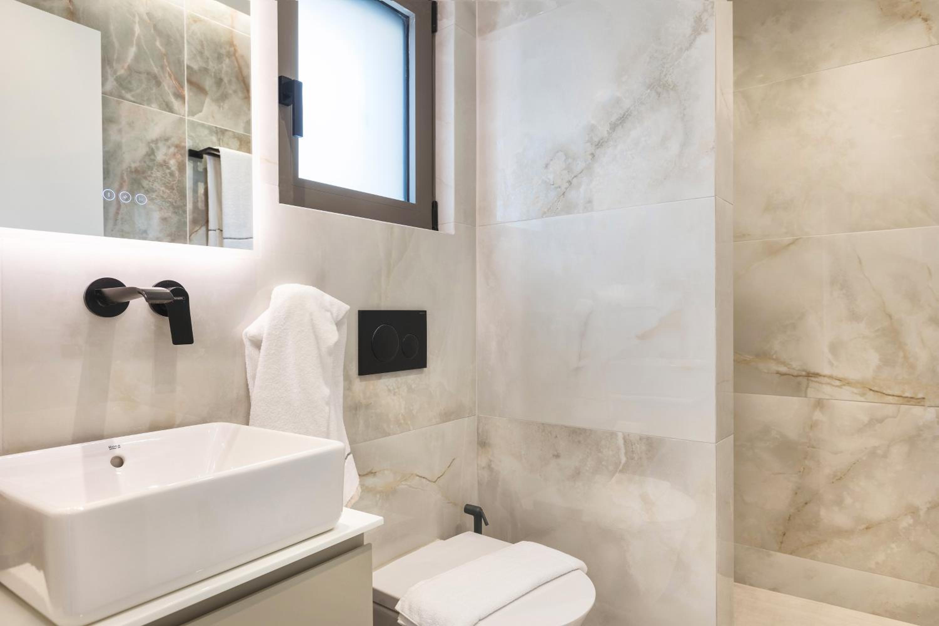 Mamfredas Luxury Residence photo 5