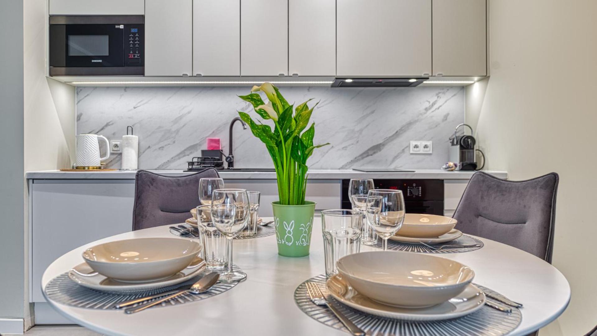 Apartamenty z basenem i saunami STONE HILL RESORT II VIP Centrum by Royal Aparts