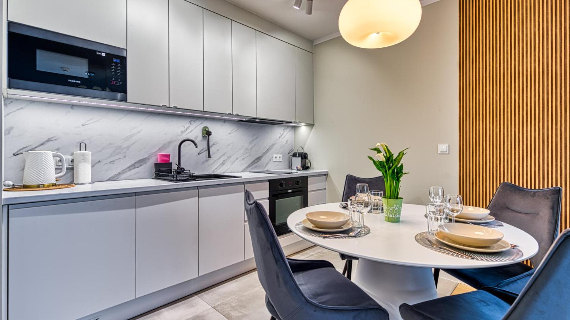 Apartamenty z basenem i saunami STONE HILL RESORT II VIP Centrum by Royal Aparts