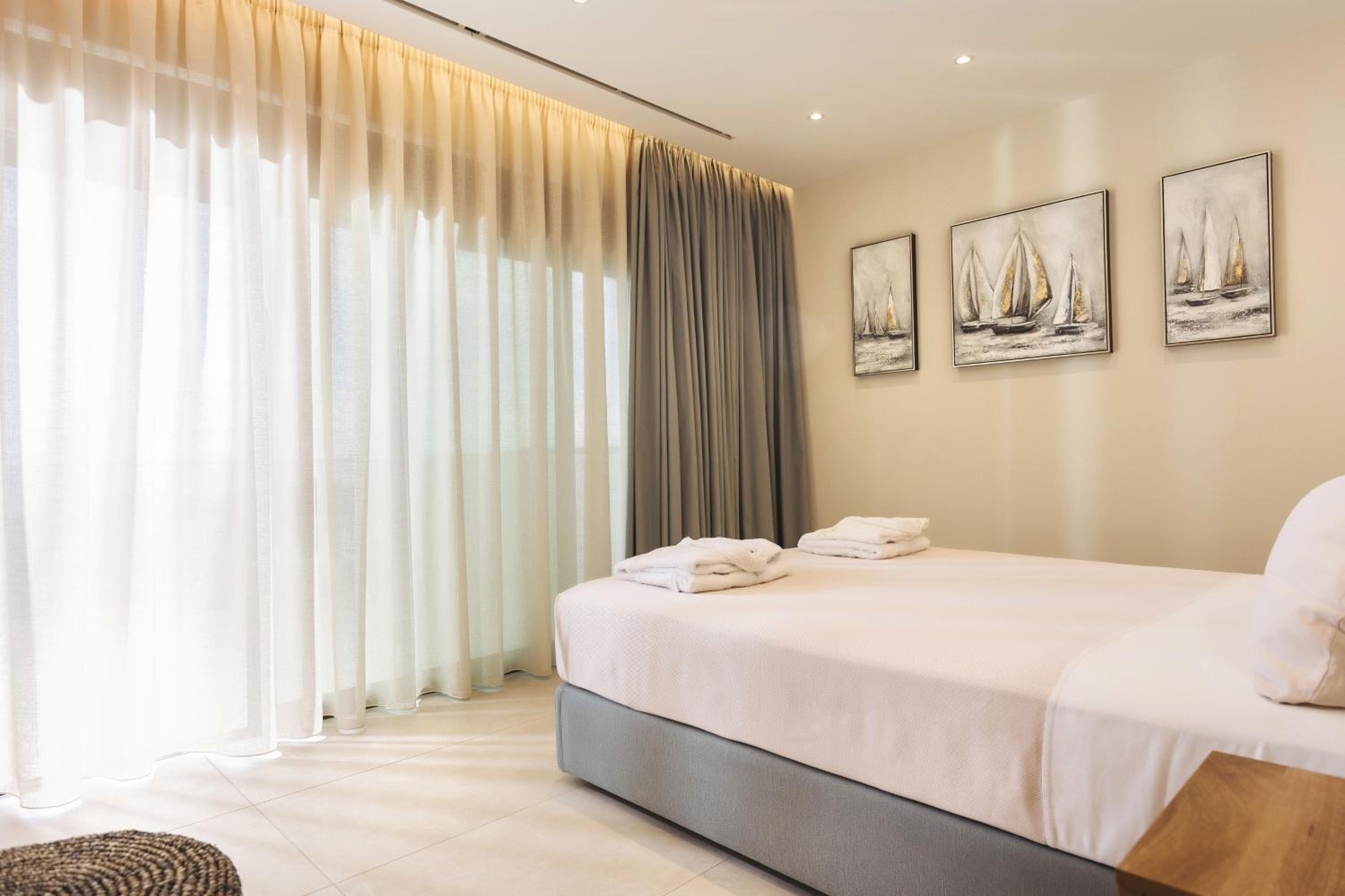 Mamfredas Luxury Residence