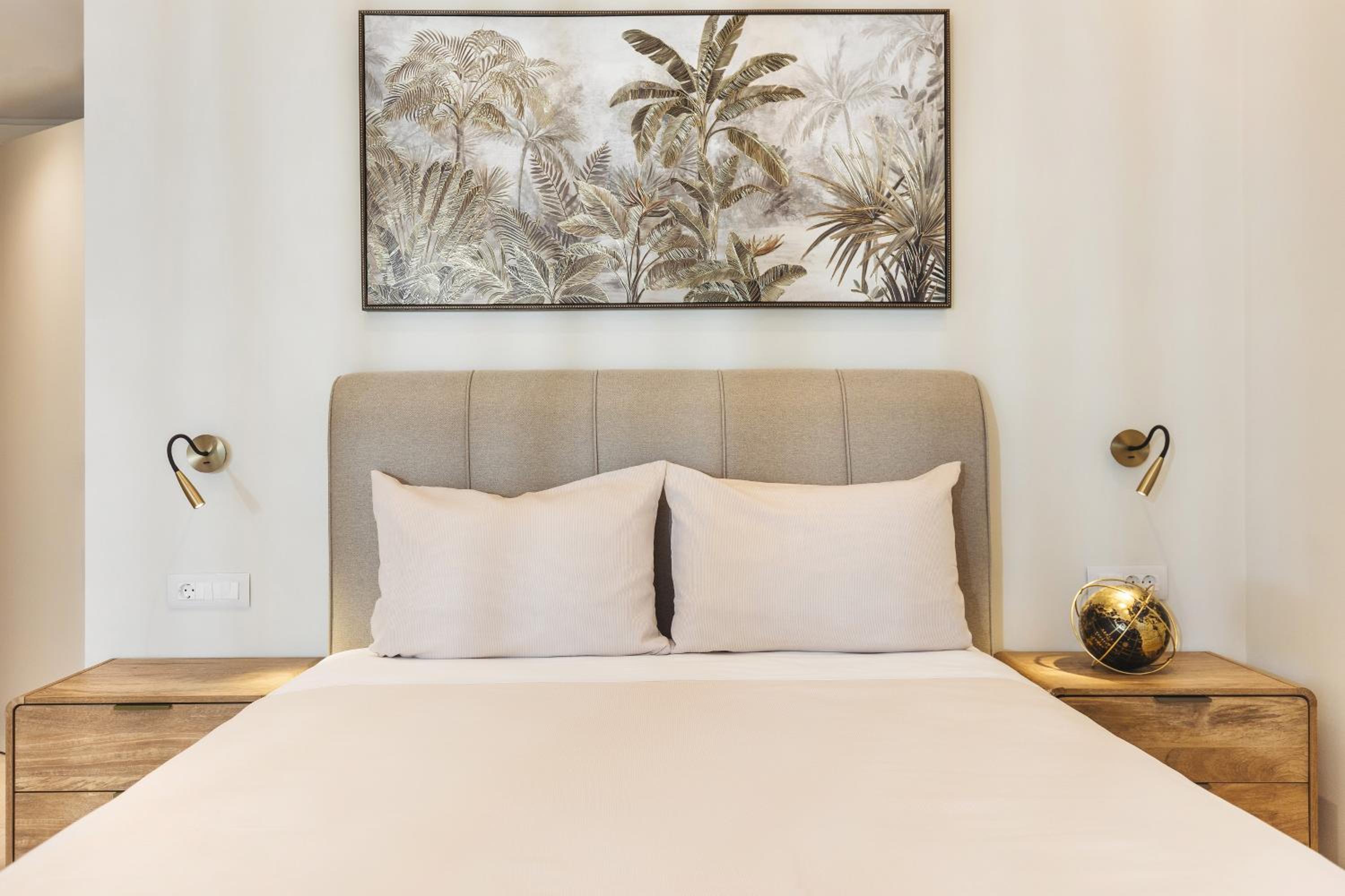 Mamfredas Luxury Residence