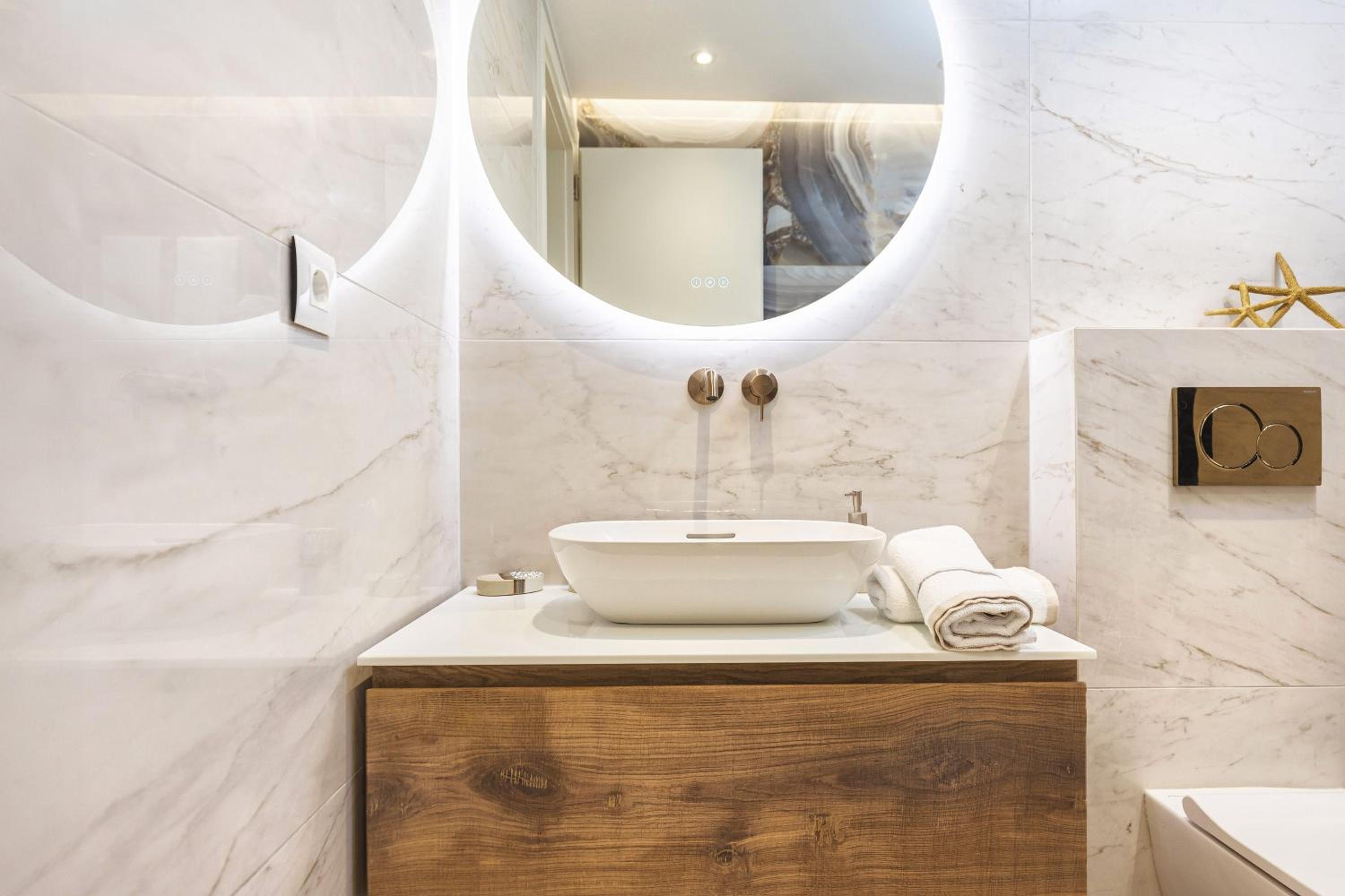 Mamfredas Luxury Residence