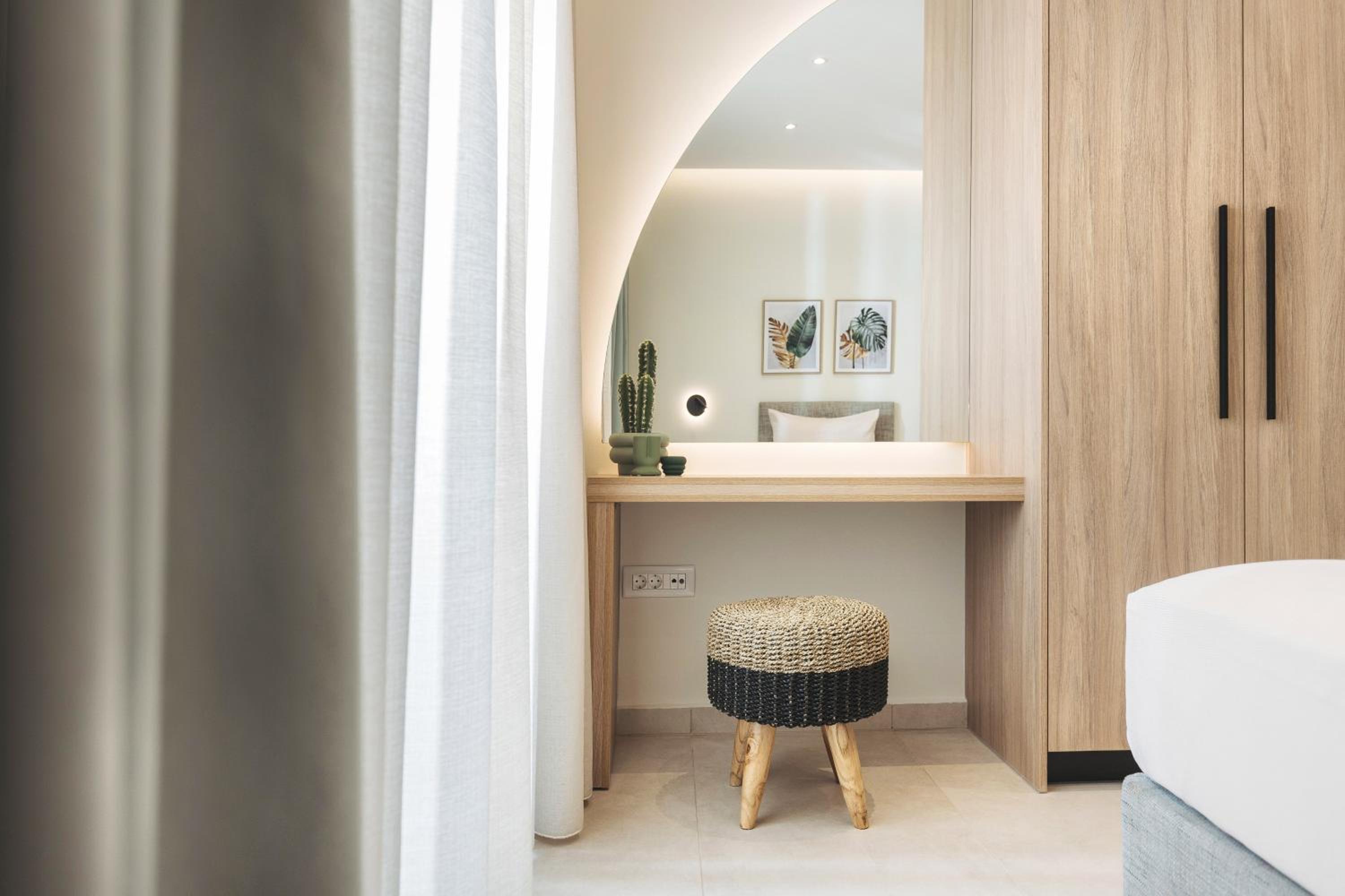 Mamfredas Luxury Residence