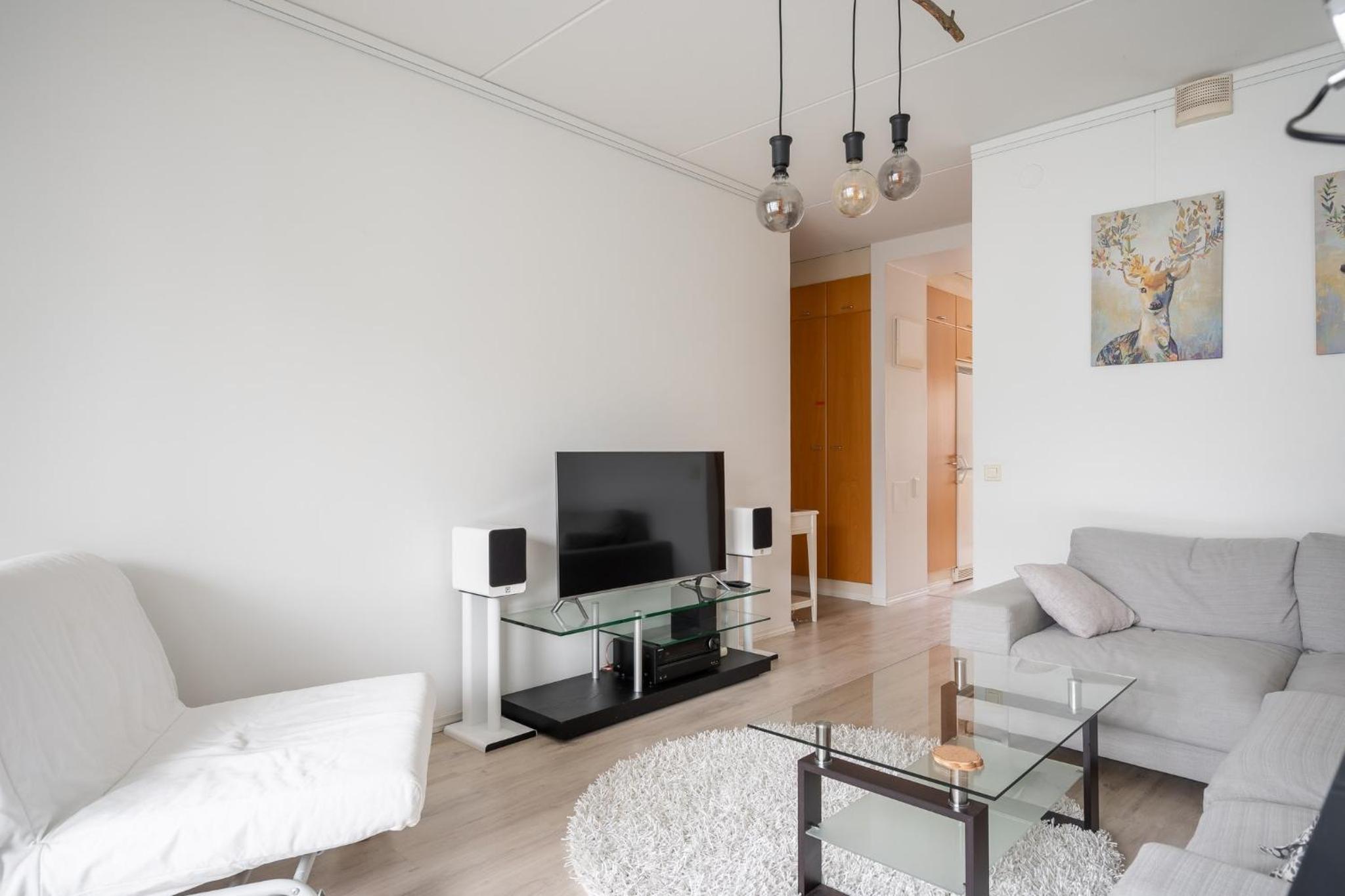 Very nice apartment, 1BR, Private Sauna, Ocean view from balcony view 5