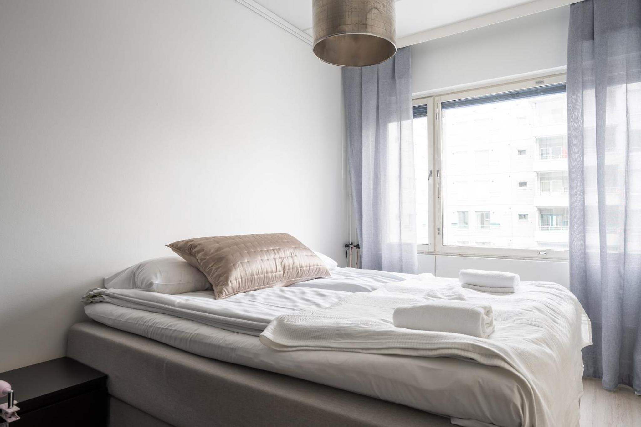 Very nice apartment, 1BR, Private Sauna, Ocean view from balcony view 3