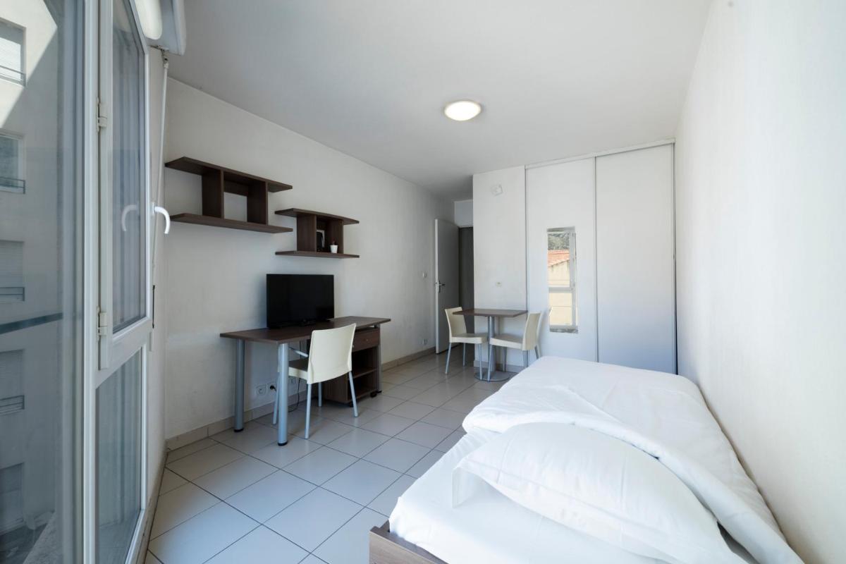 Toulon Vacations - Garden  City Toulon - Property Image 1