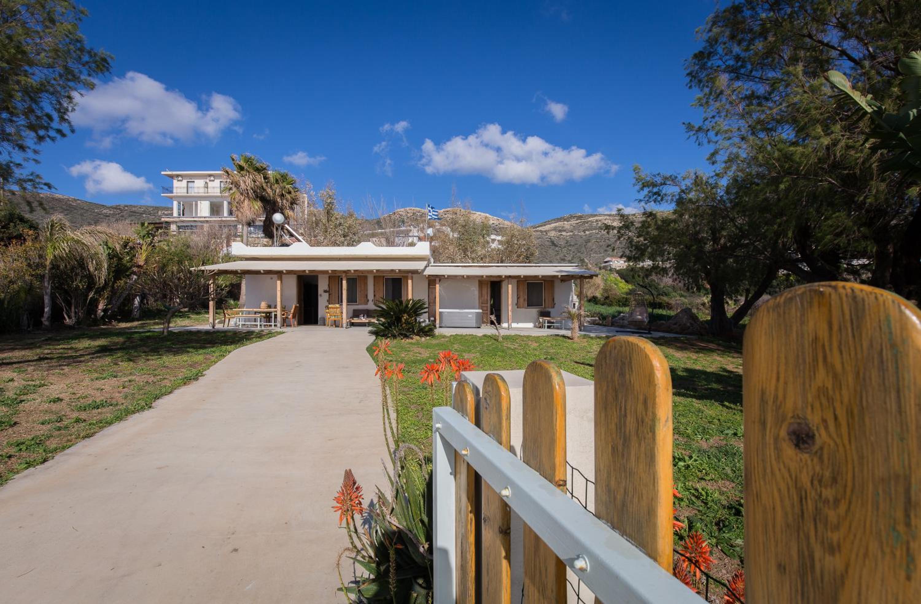 Mera Beachfront House - Falasarna