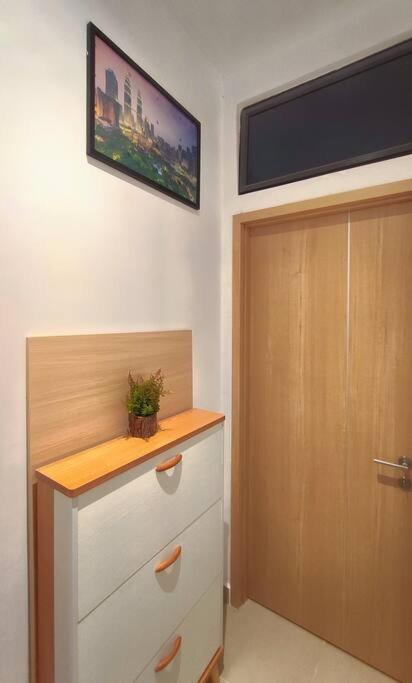 CL24B 2-3pax KLCC Apartment