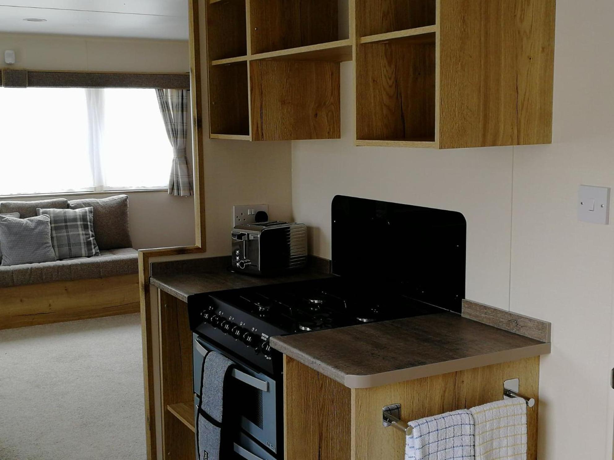Seal Bay Resort - Pet Friendly 3 Bed 8 birth Family Owned 3 Bed Caravan view 4