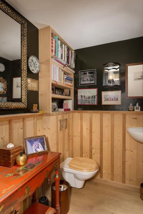 Luxury Chalet in Rougemont, 5 bedrooms & sauna