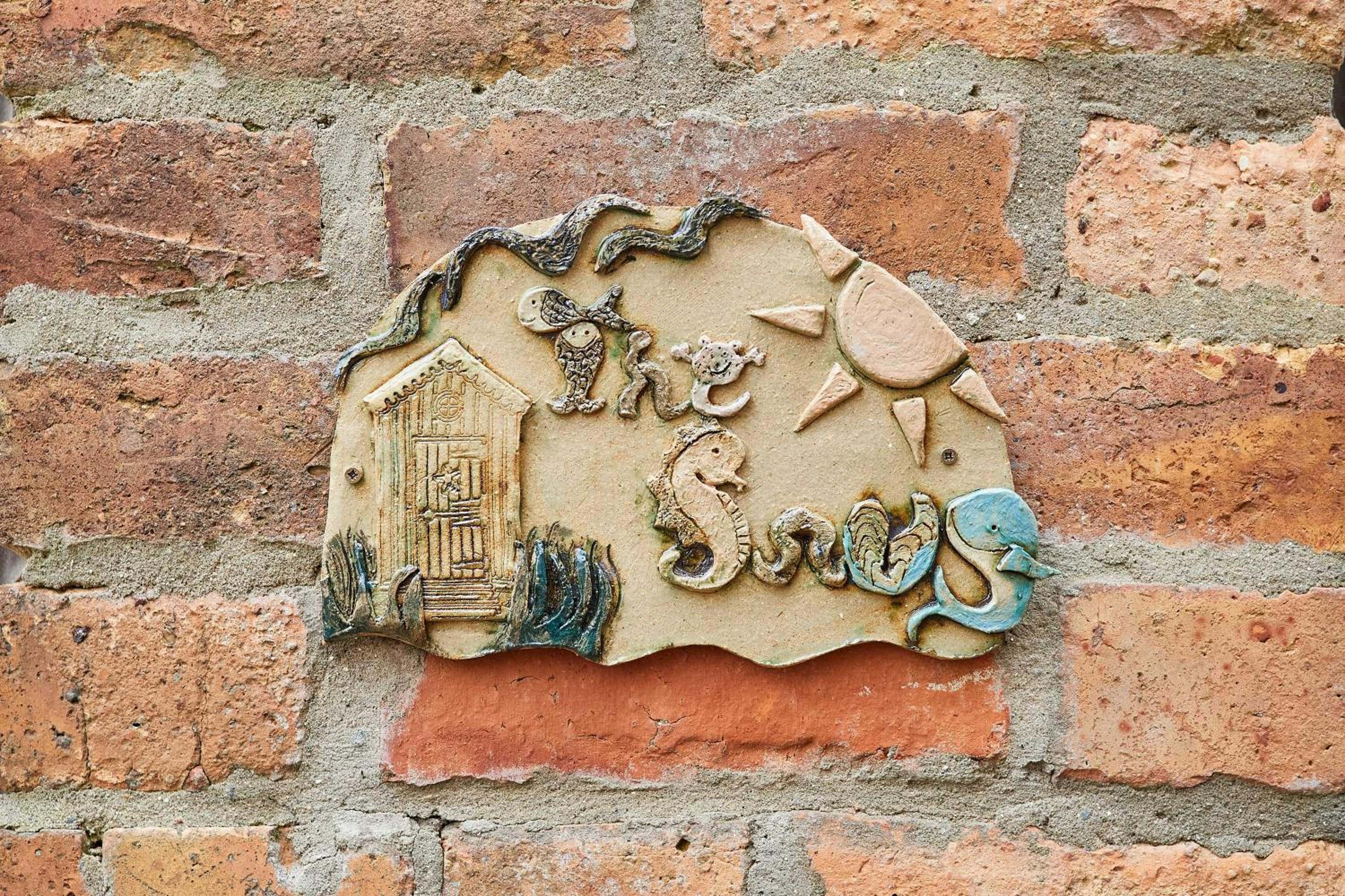 Host & Stay - The Snug