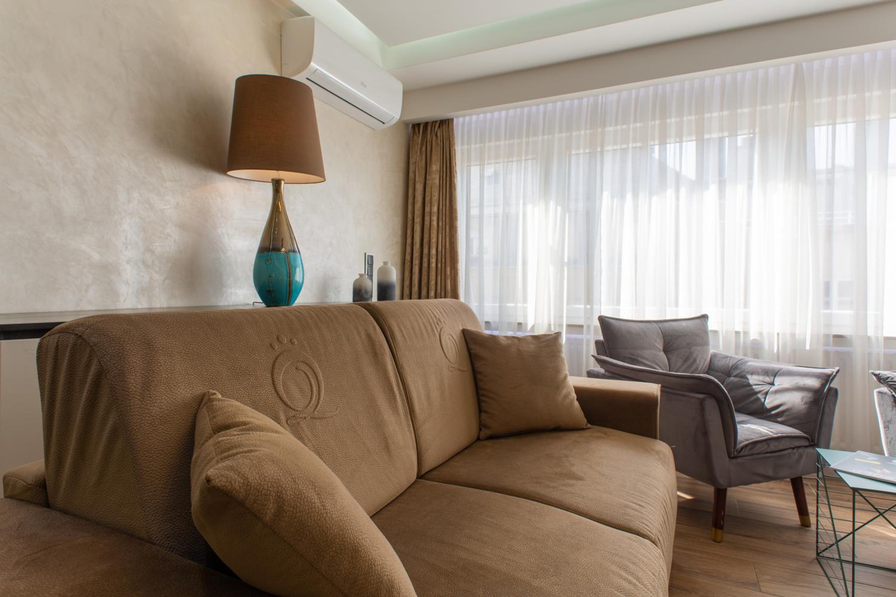The Queen Luxury Apartments - Villa Carlotta