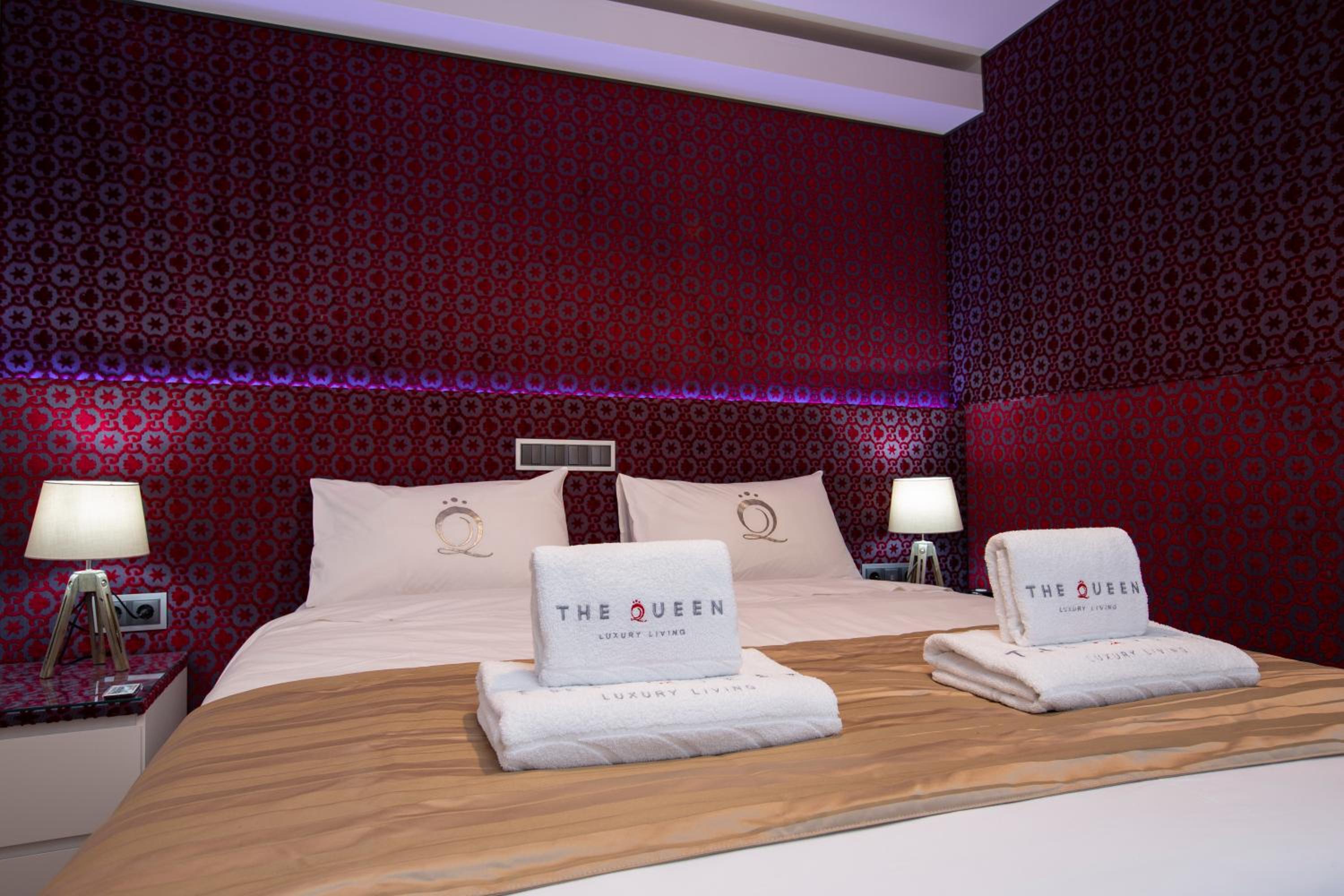 The Queen Luxury Apartments - Villa Carlotta