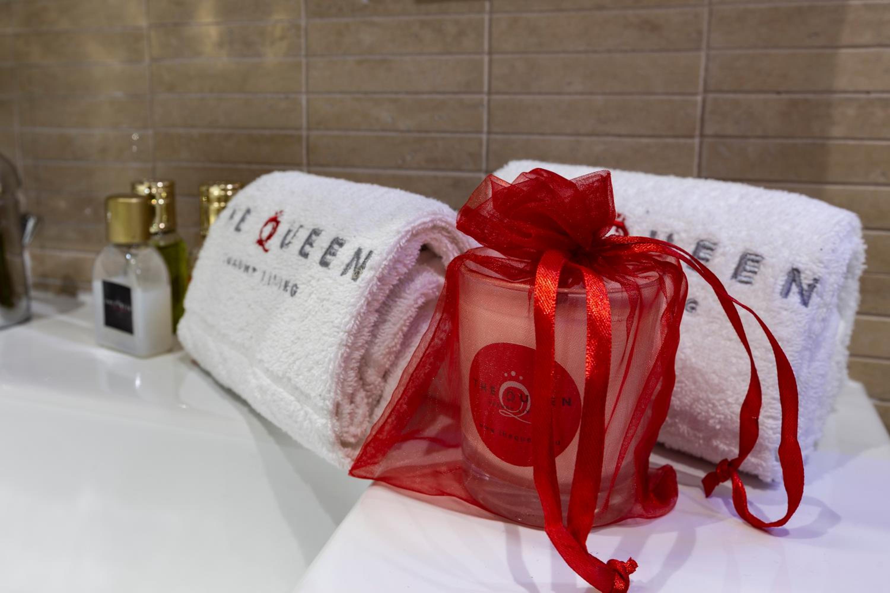 The Queen Luxury Apartments - Villa Carlotta