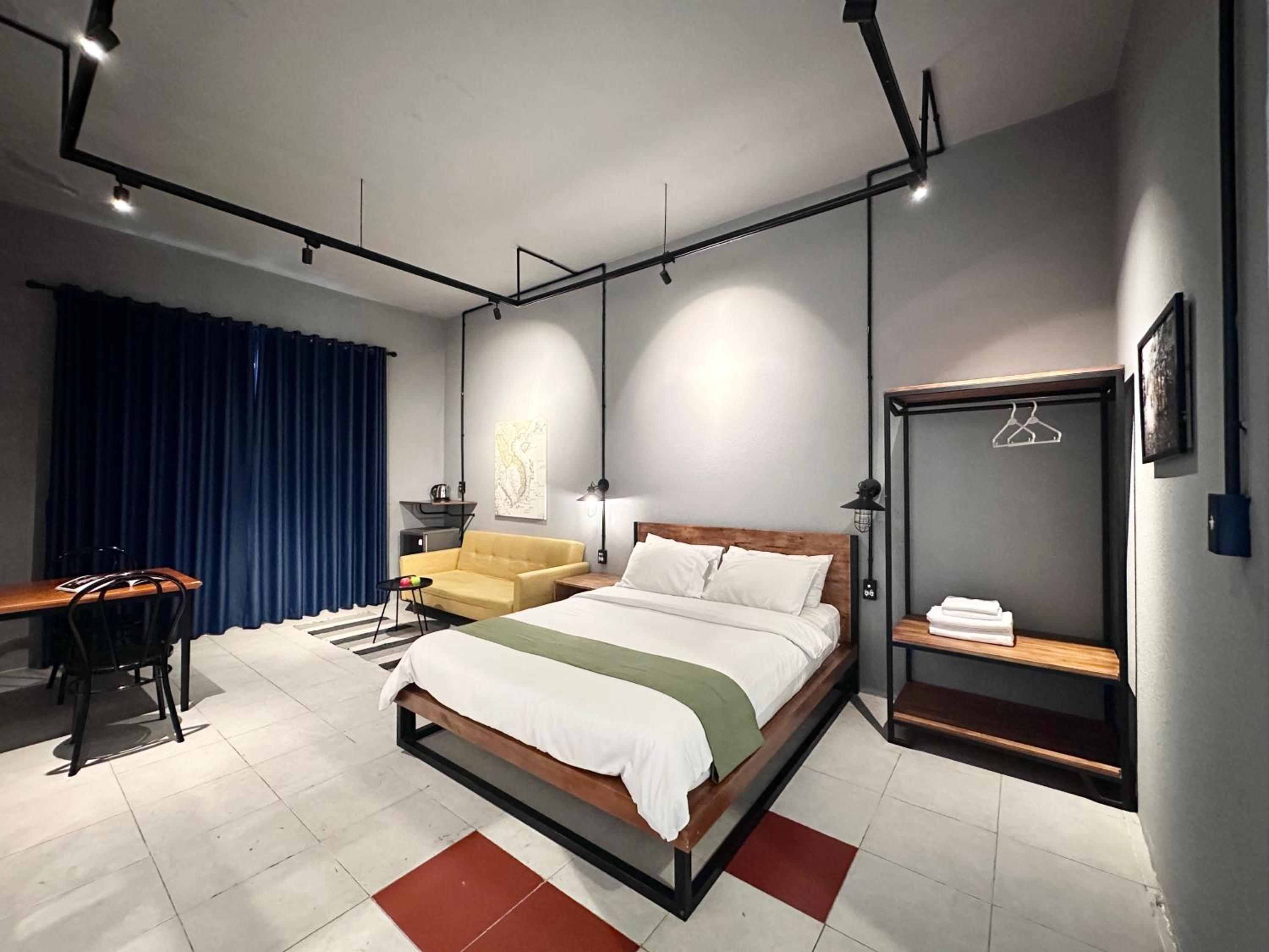 CIRCADIAN Industrial Studios on Nguyen Hue
