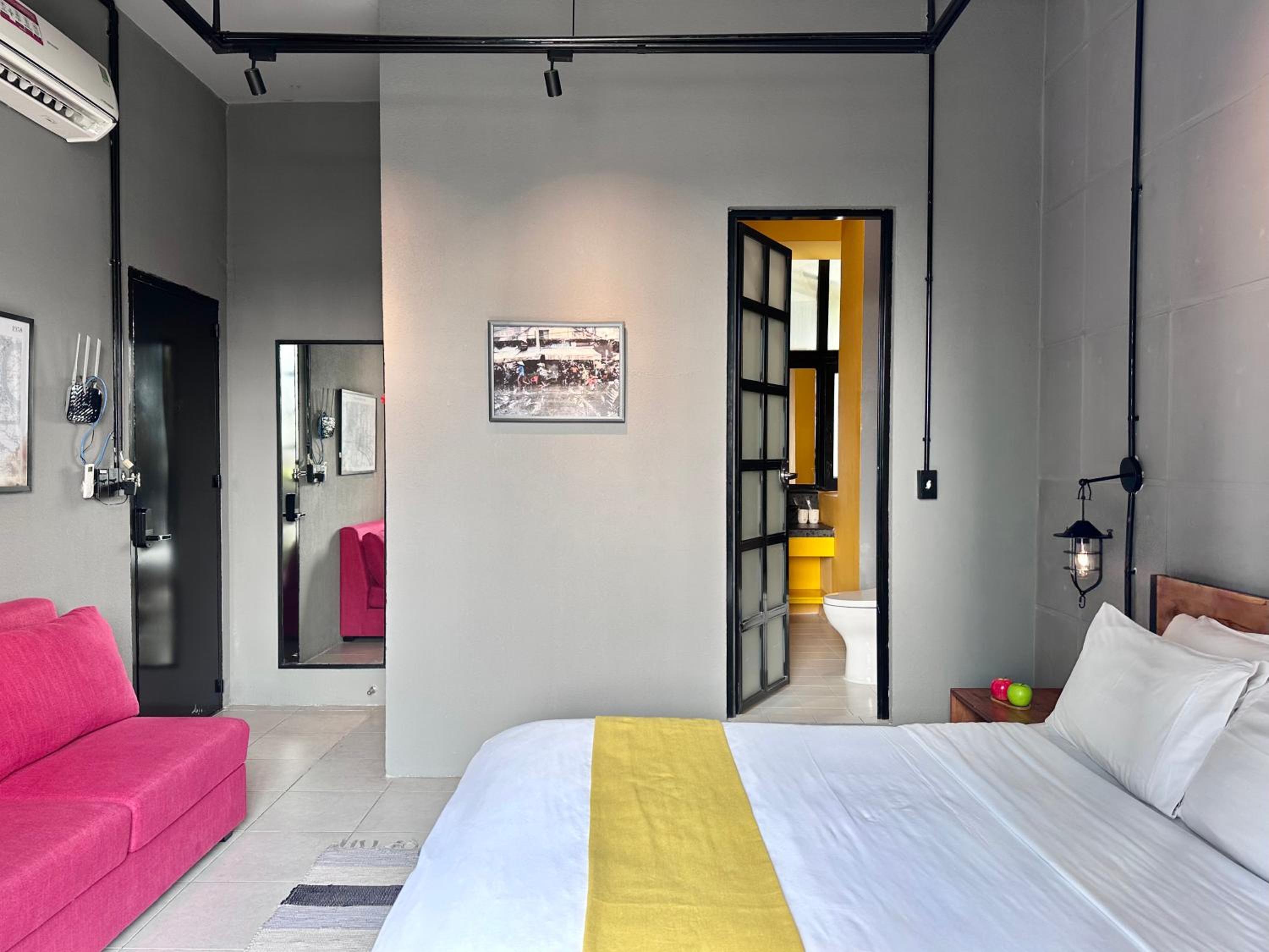 CIRCADIAN Industrial Studios on Nguyen Hue