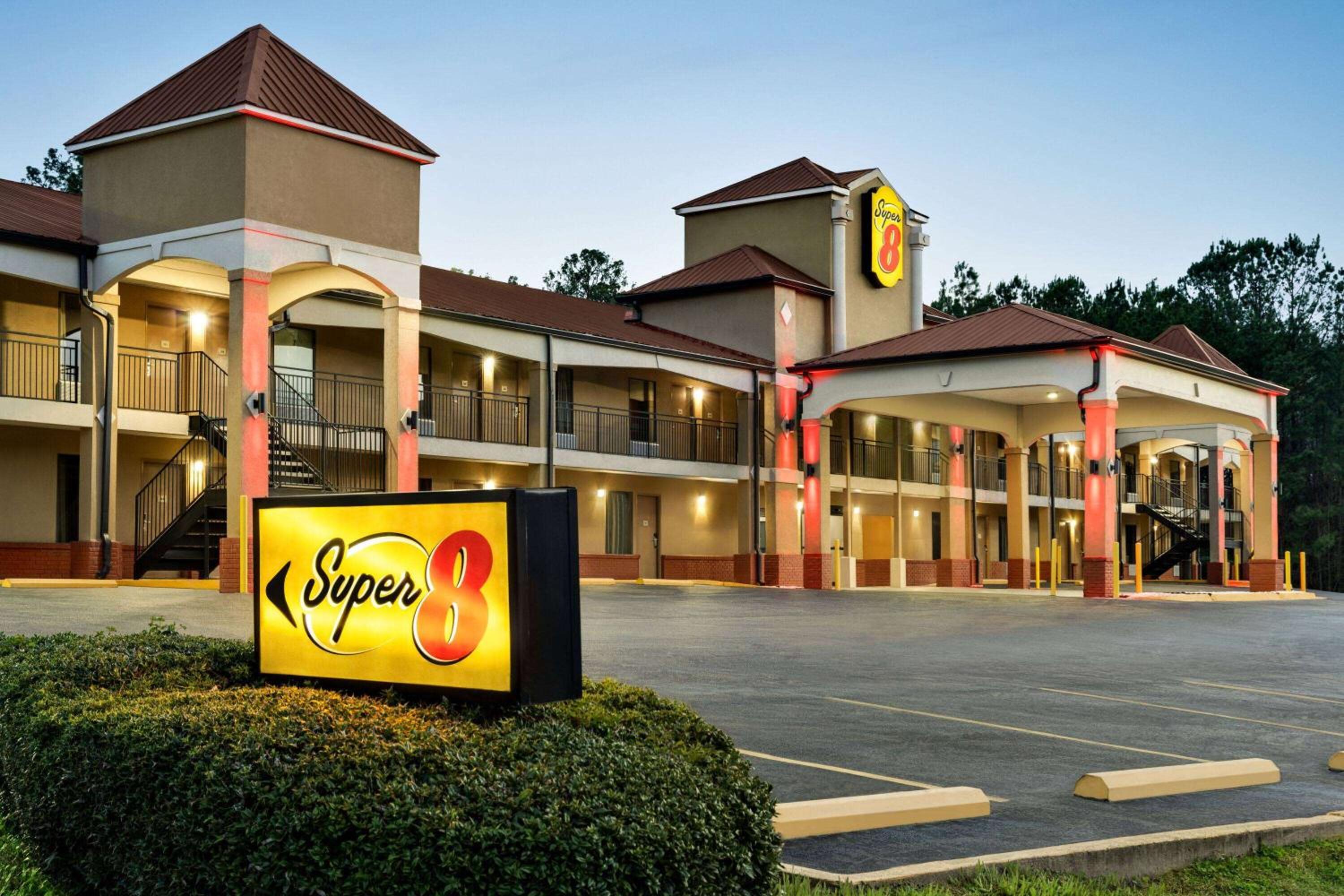 Super 8 by Wyndham Pearl/Jackson/East view 4