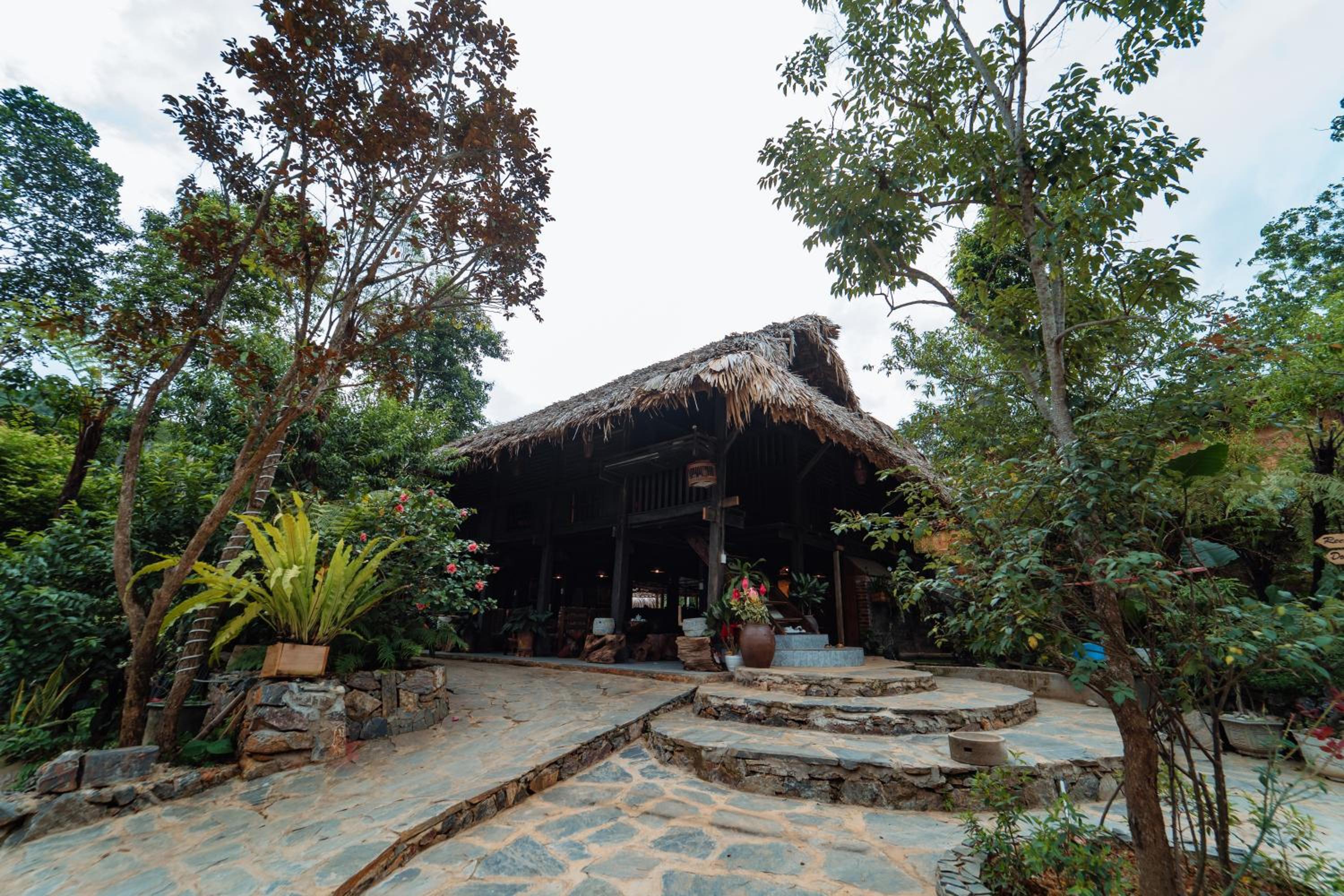 Ha Giang Xanh Homestay, Motorbikes and Loop Tours view 2