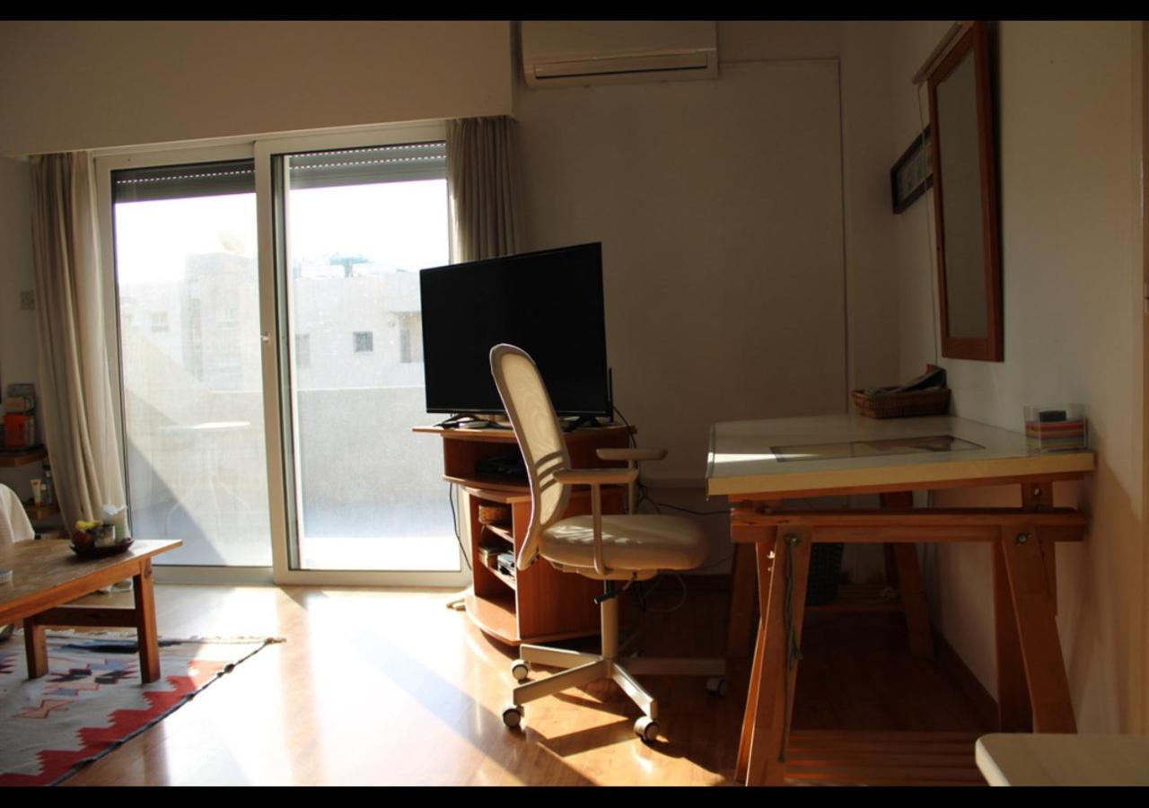 Studio Room Ensuite by the Beach, Entire Independent Unit