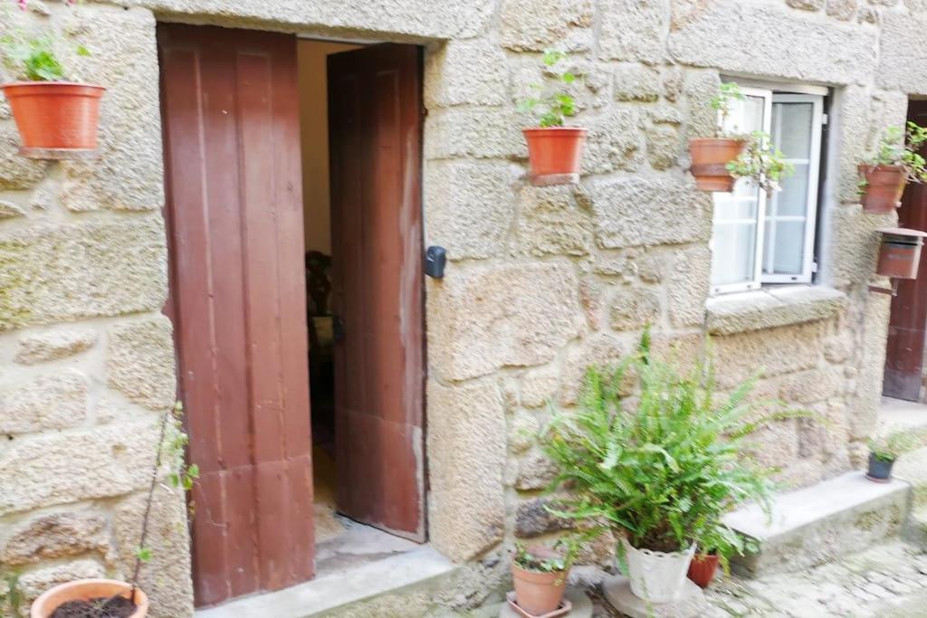 Artsy Short Term Rentals Monsanto view 2