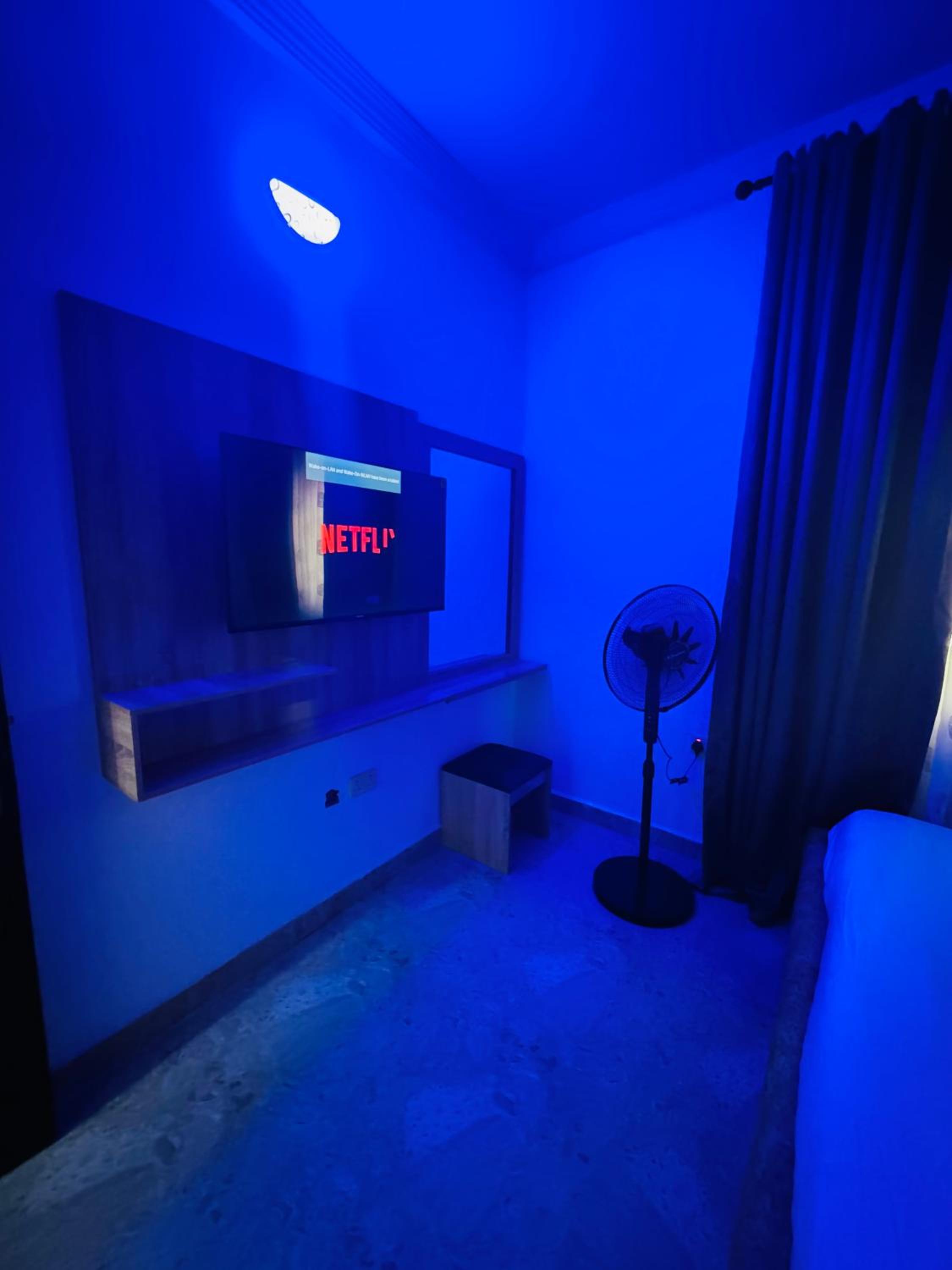 Icon Grand Apartments (The Rock View)