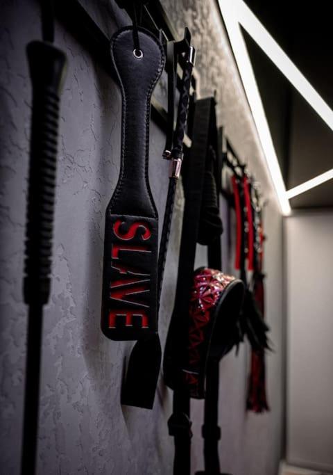 Secret Room BDSM - Adults only