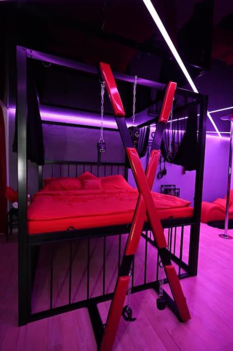 Secret Room BDSM - Adults only