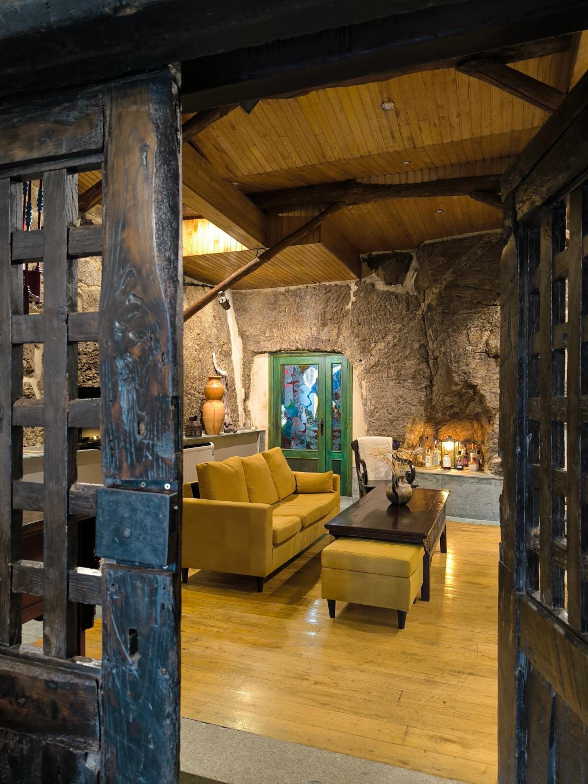 Casa Bodega Sacra