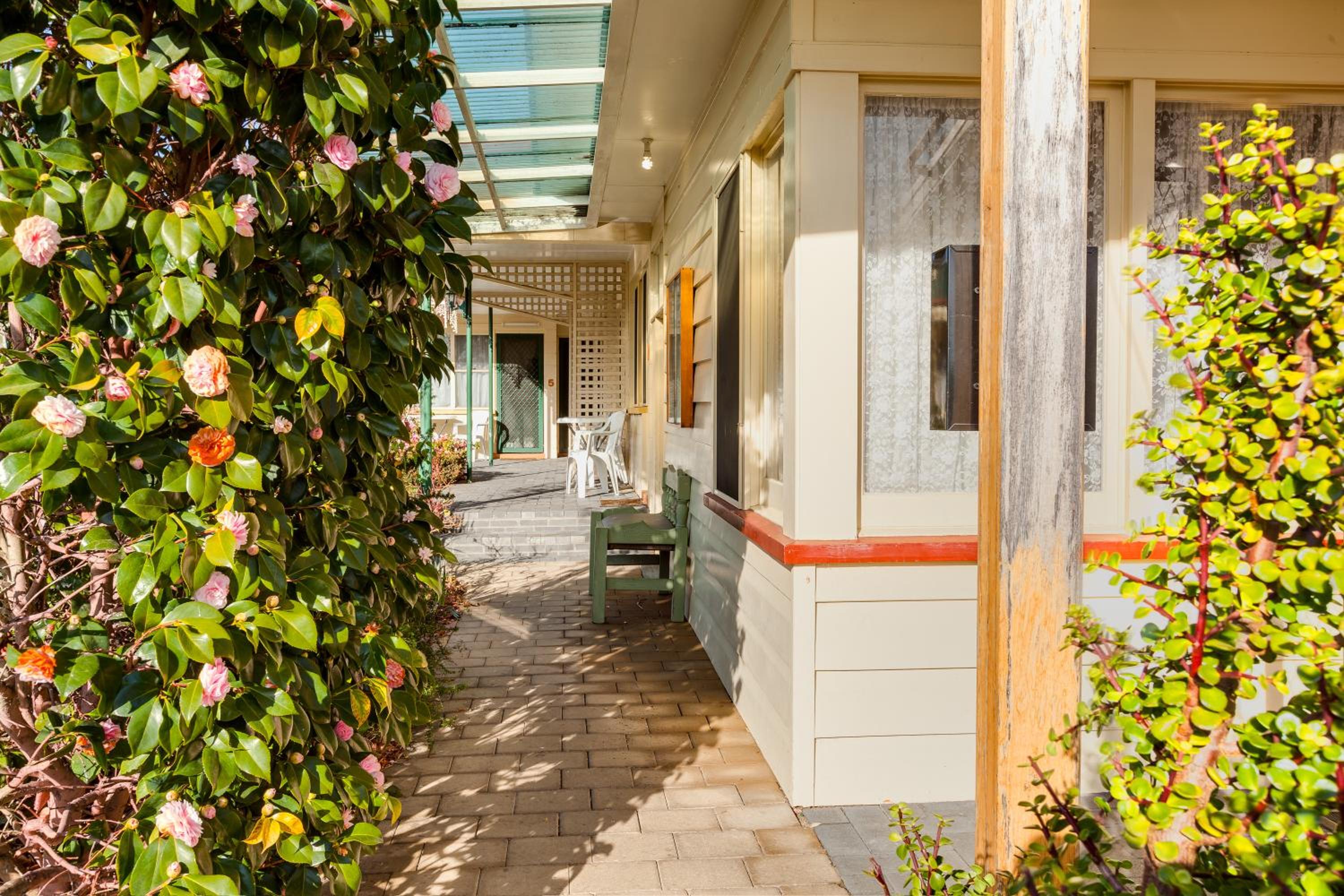 Wintersun Motel