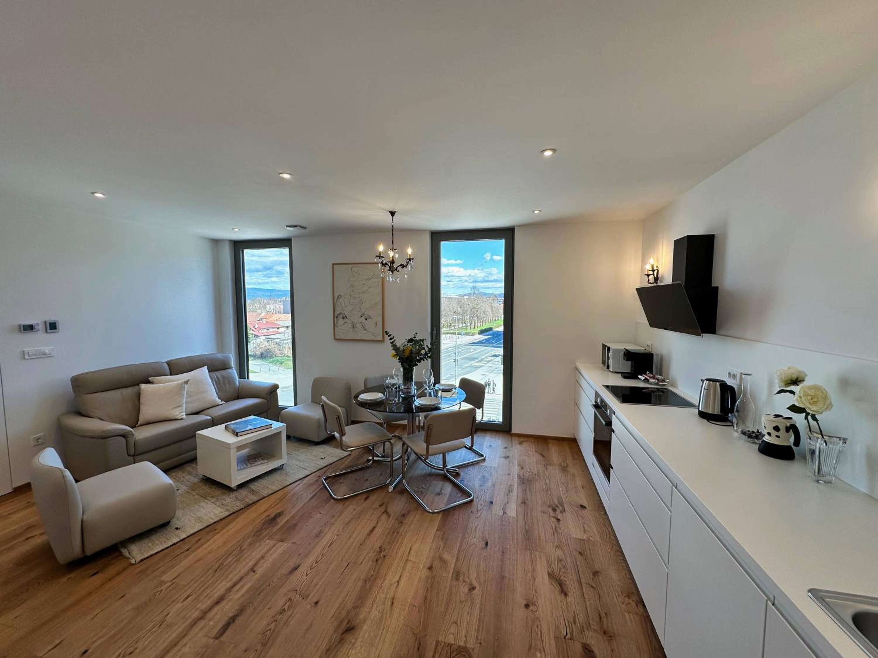 Penthouse Apartment - Garden Residence