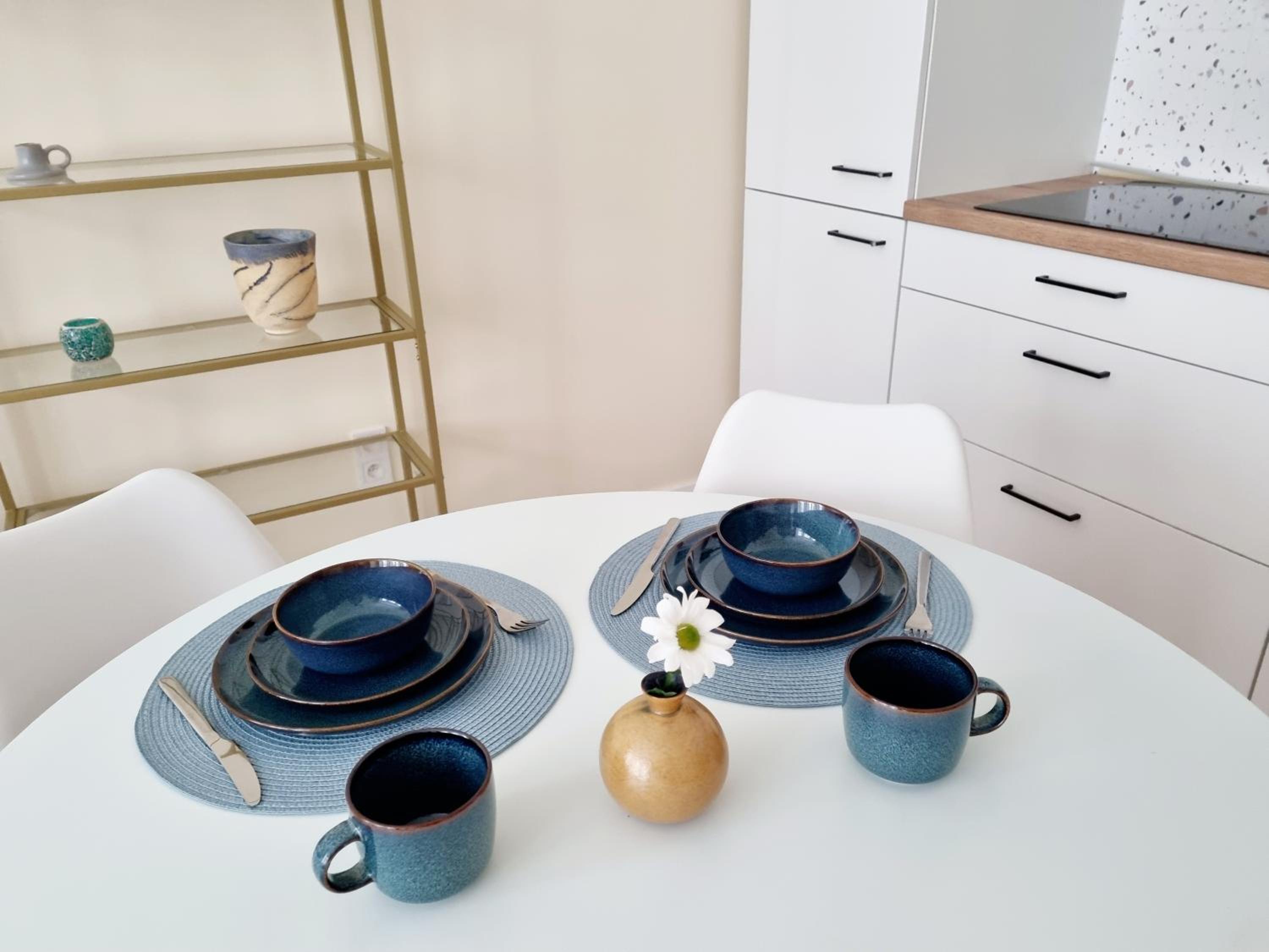 7th Heaven Apartment close to metro and center