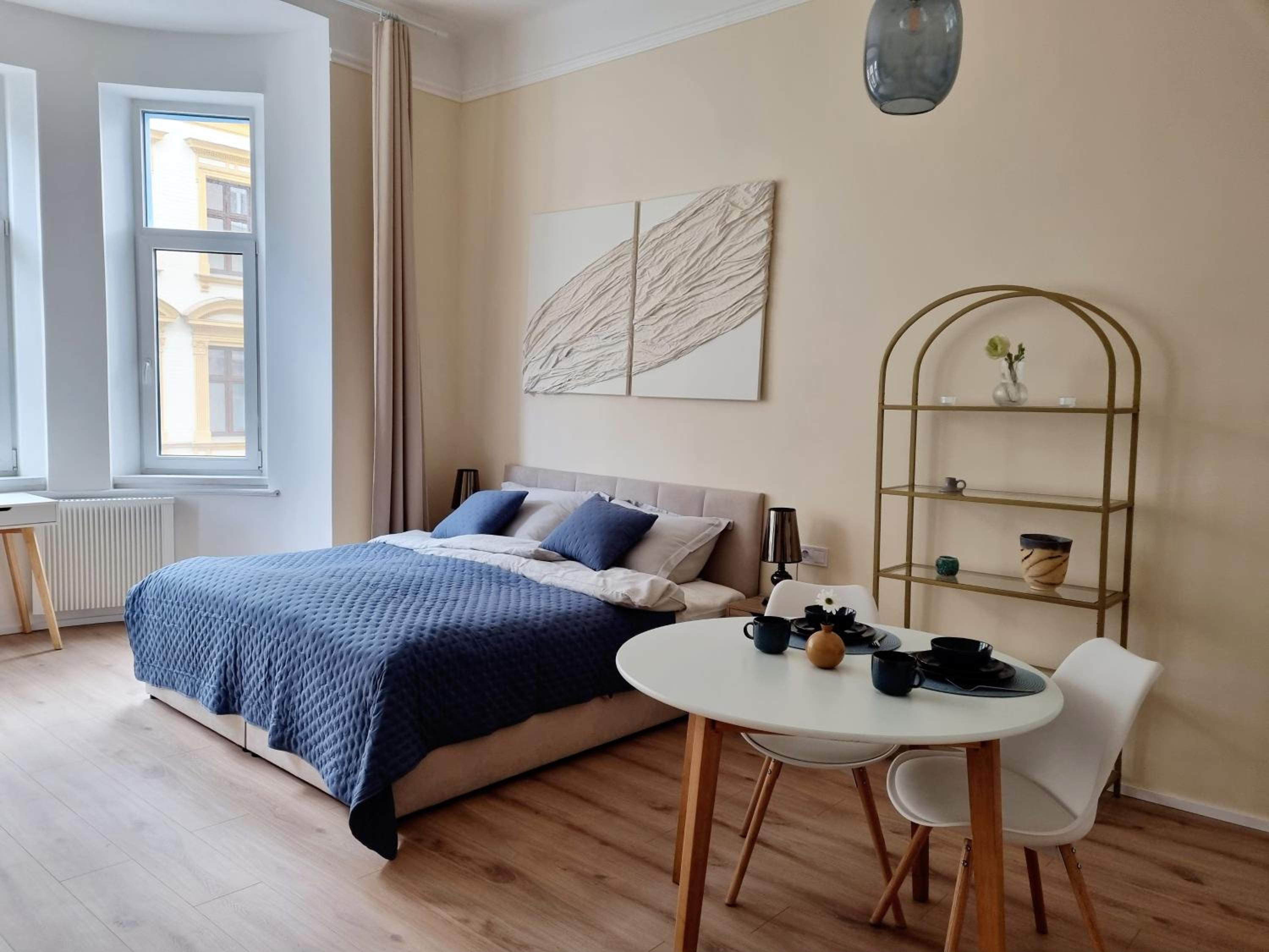 7th Heaven Apartment close to metro and center