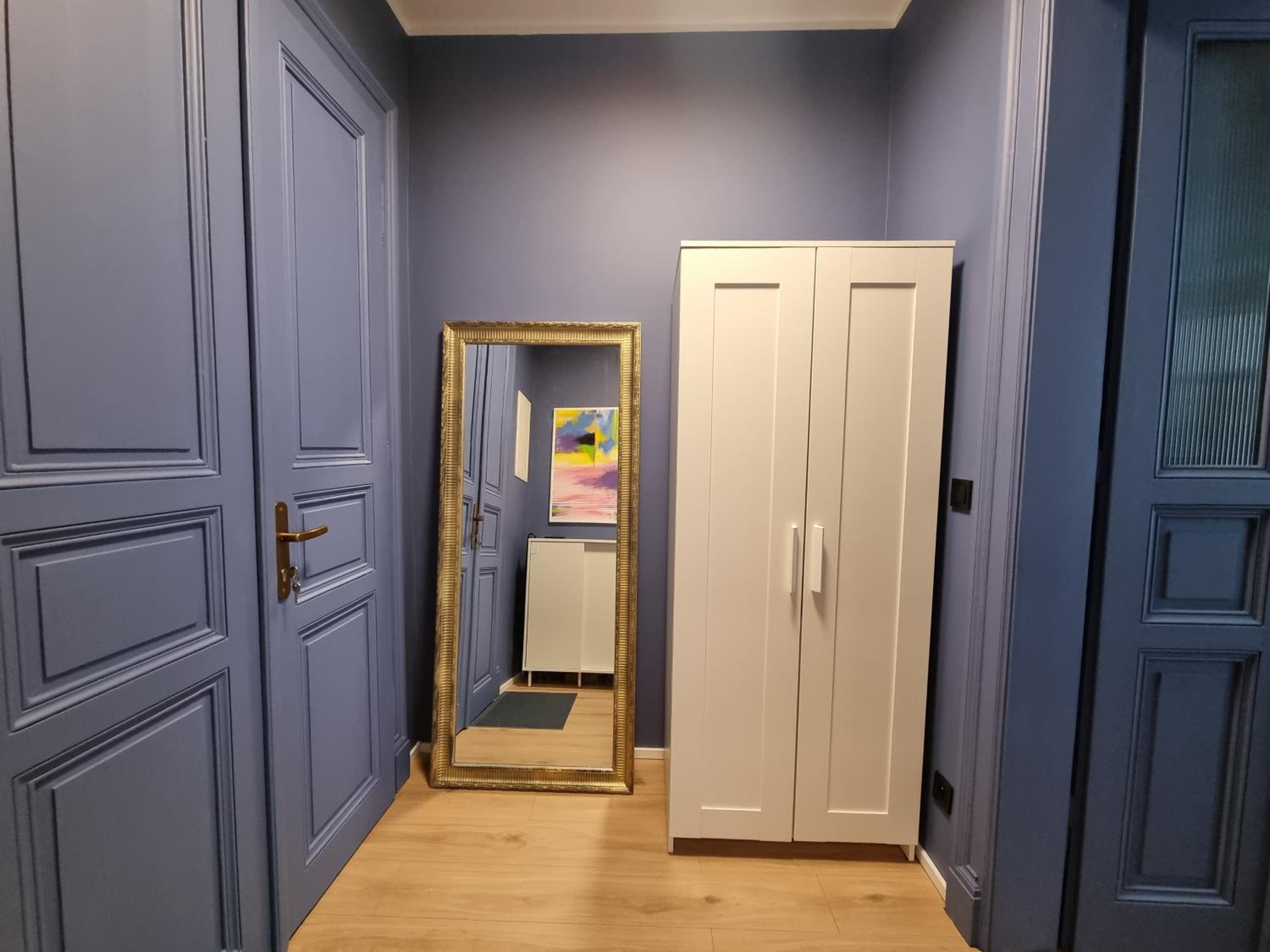 7th Heaven Apartment close to metro and center