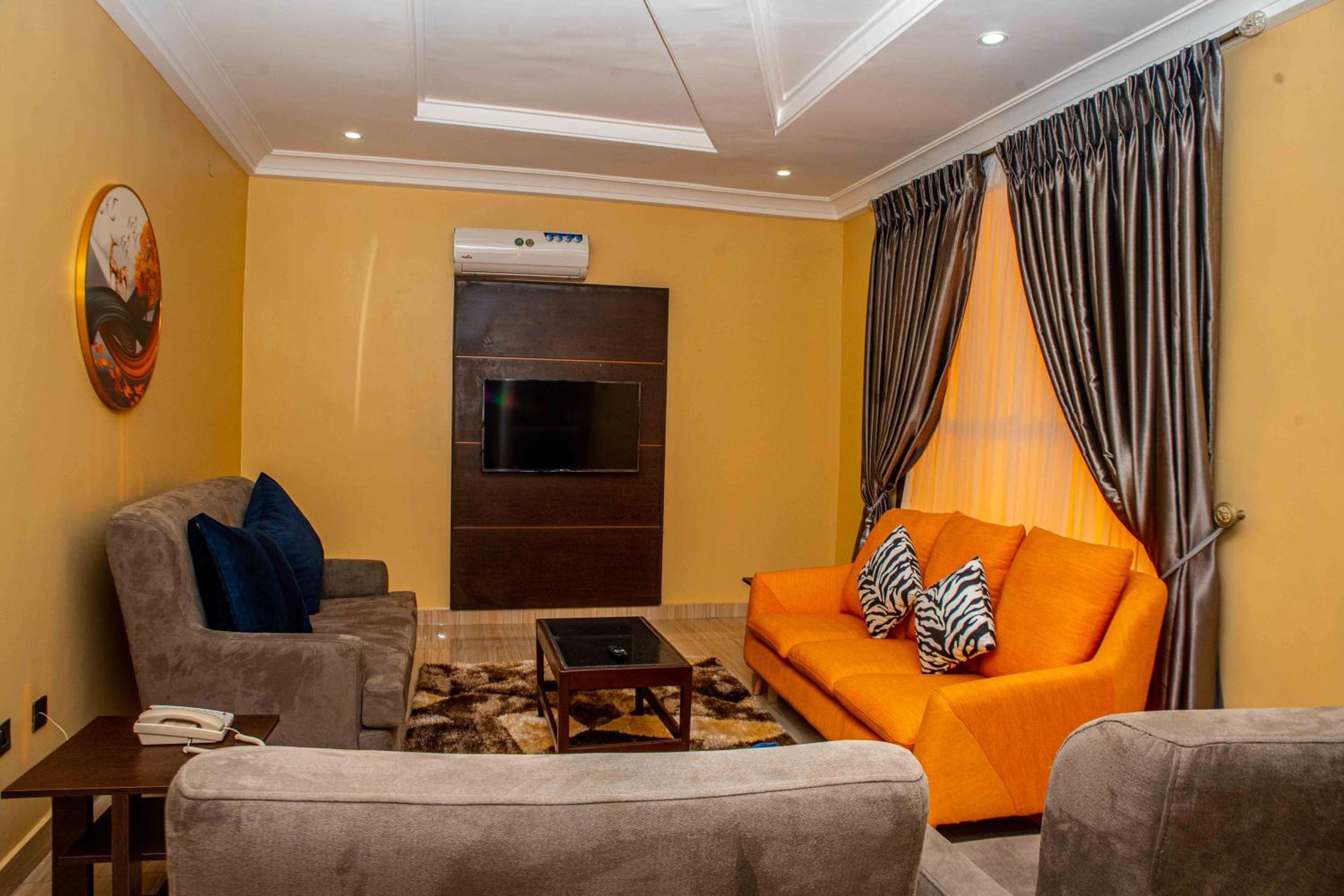 Abuja Vacations - Otk's Apartment - Property Image 5