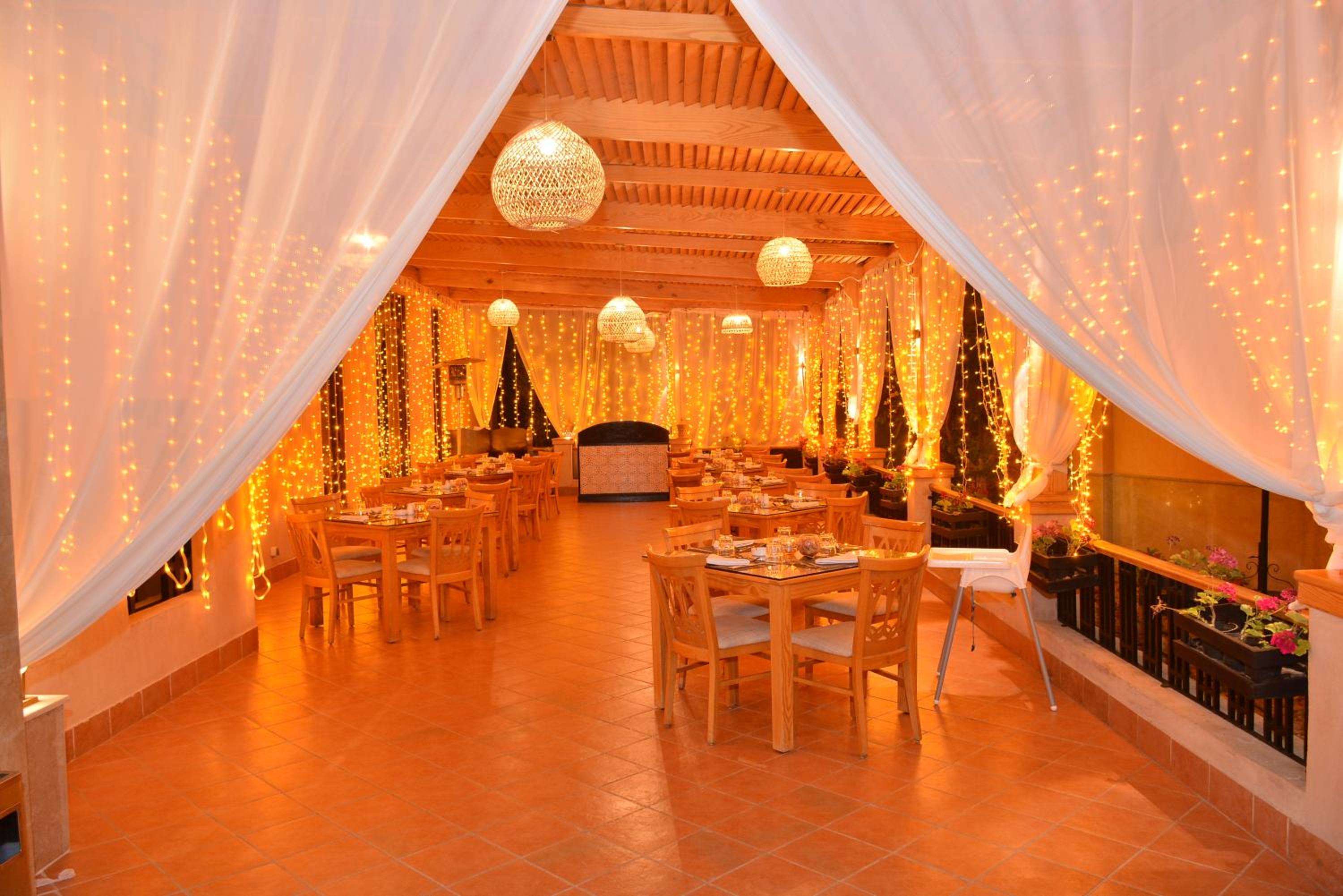 Tamra Beach Resort