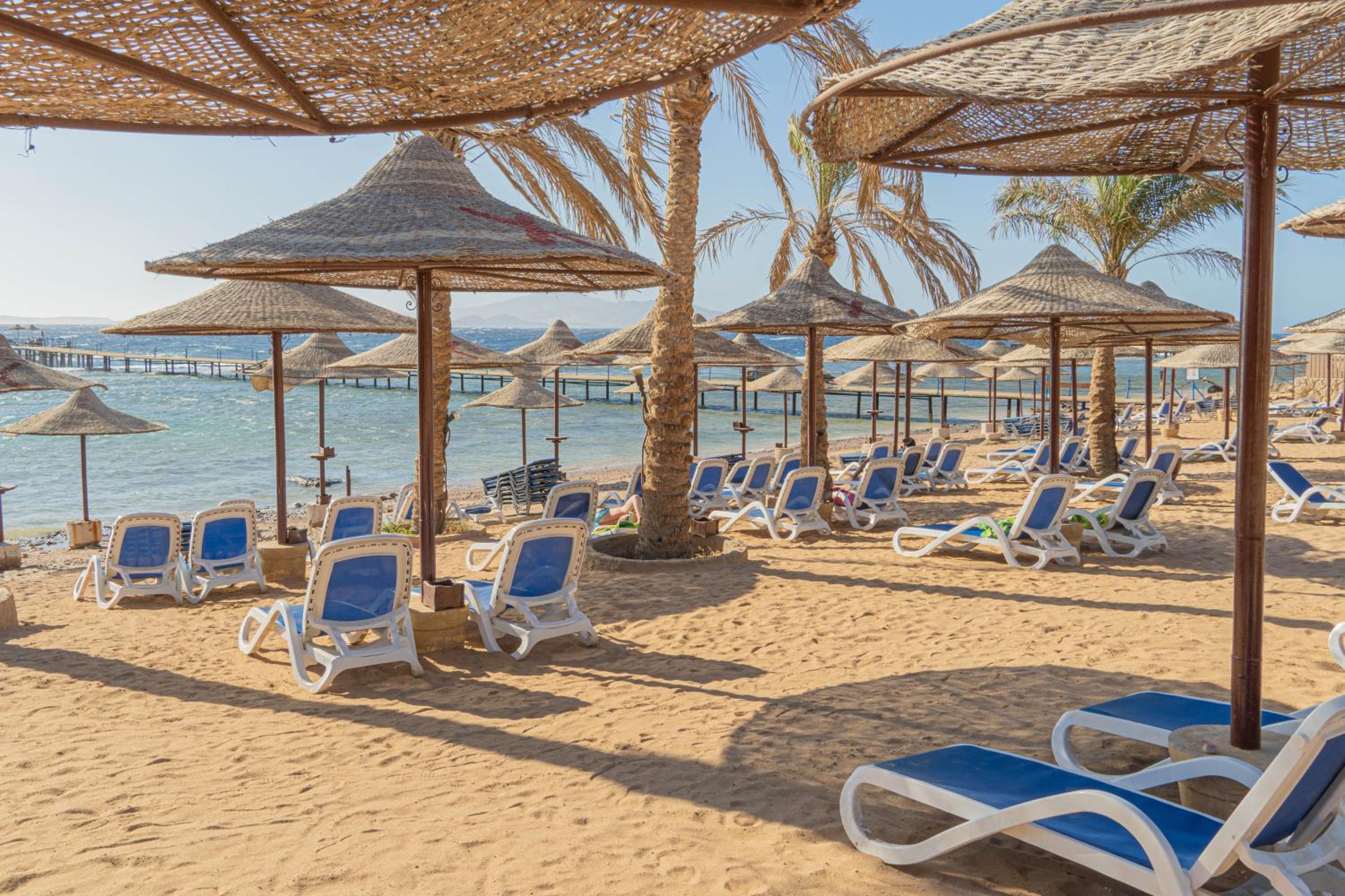 Tamra Beach Resort