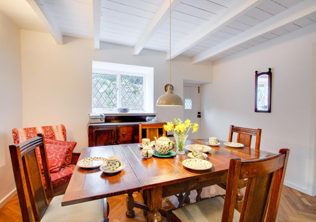 Crown Cottage