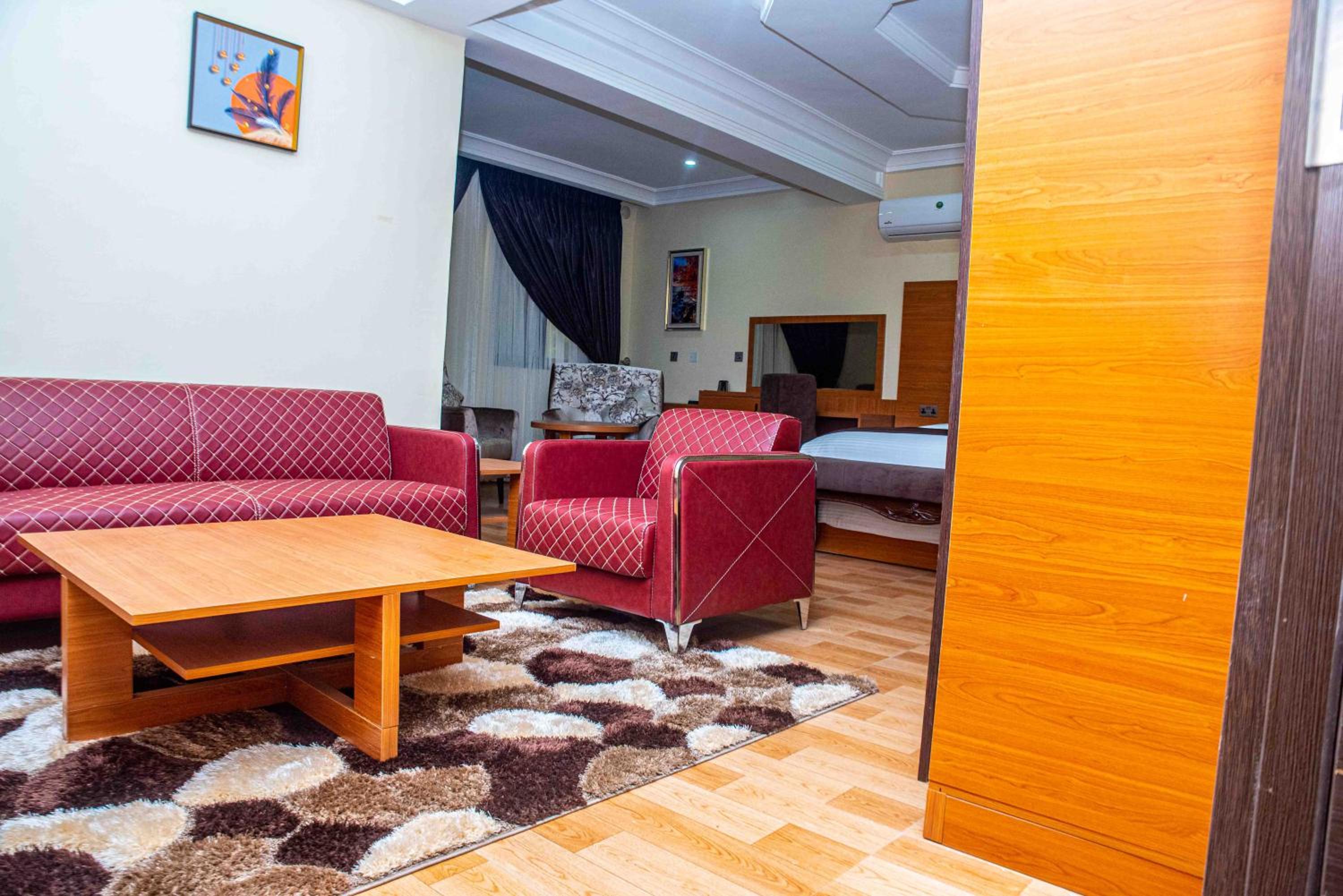 Abuja Vacations - Otk's Apartment - Property Image 8
