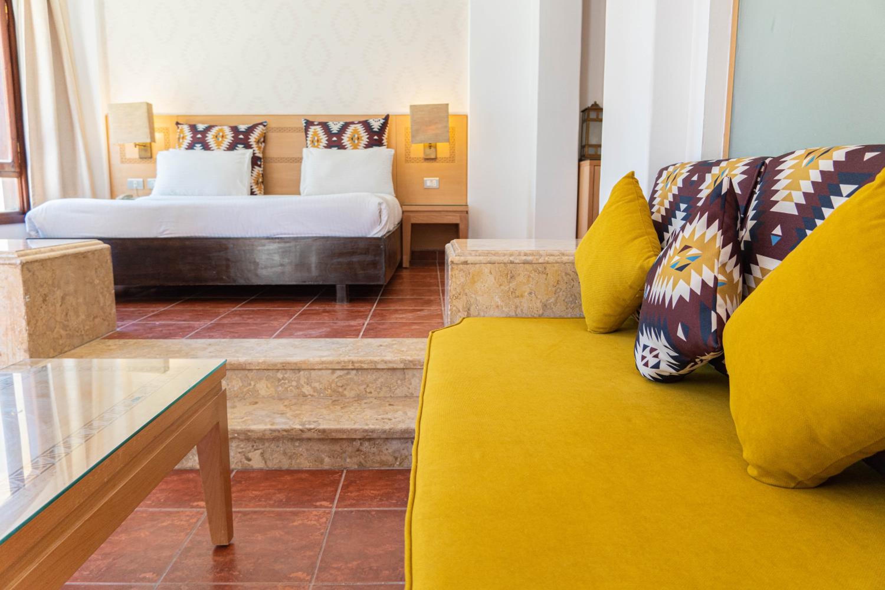 Tamra Beach Resort