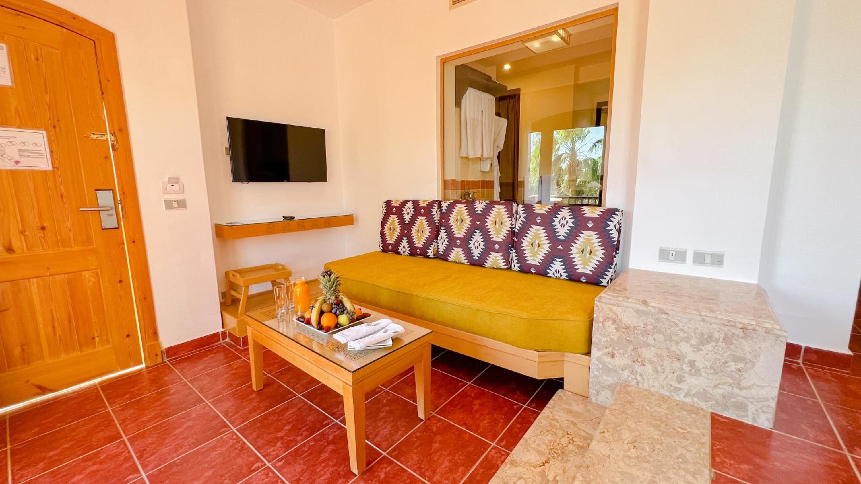 Tamra Beach Resort