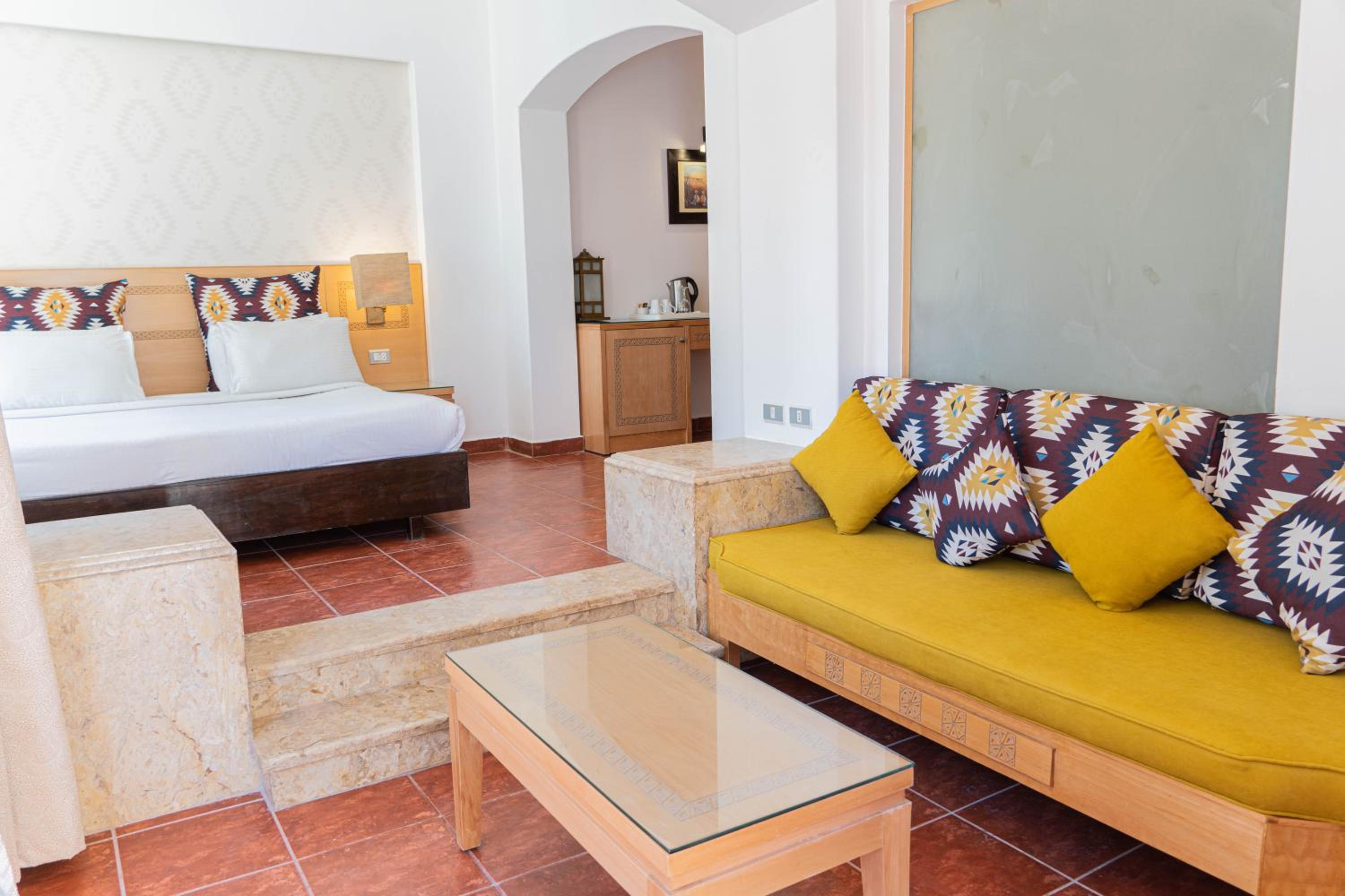Tamra Beach Resort