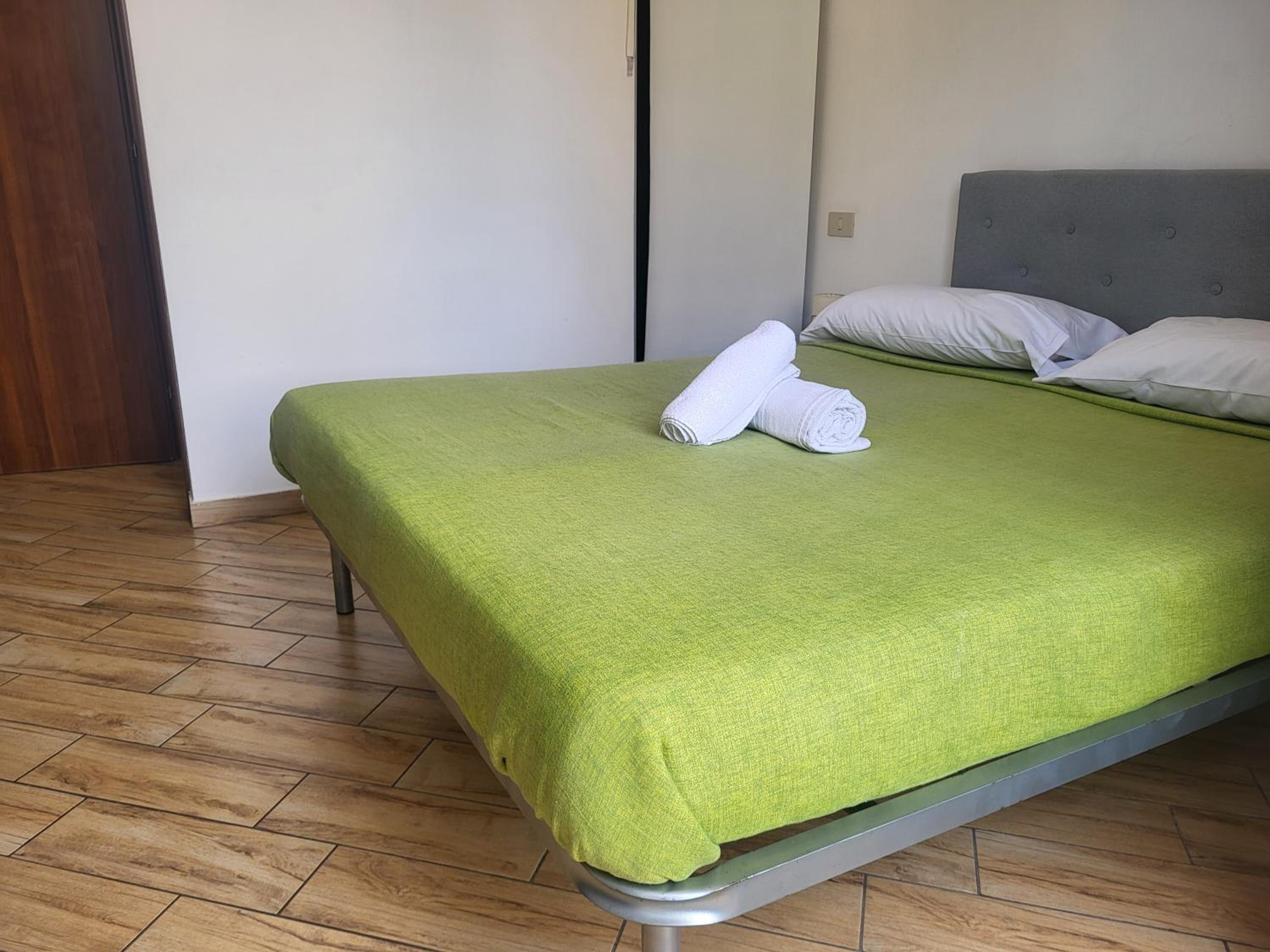 Antadia en Palermo — hotel room