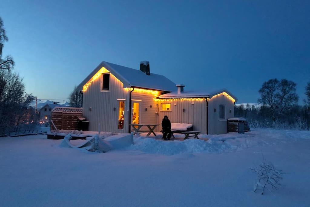 Bestemors hus ca 3mil utenfor Sortland Sent view 2