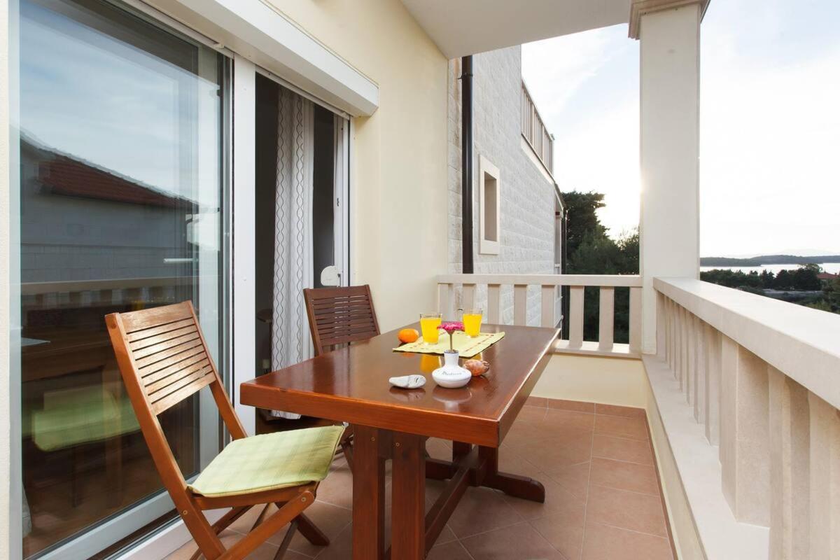 Hvar Villa Malisko Apartments