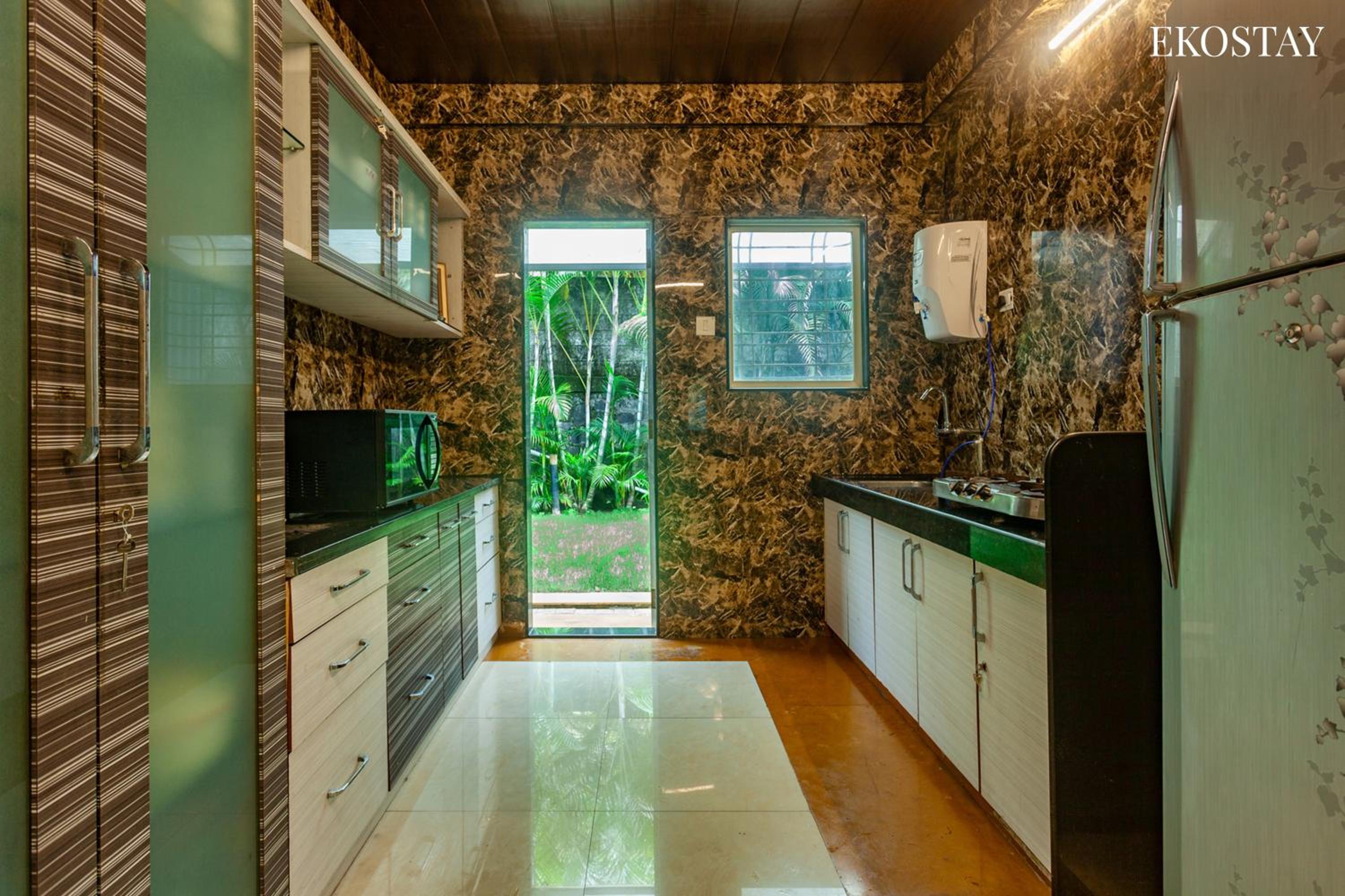 EKOSTAY GOLD - Windsor Villa view 2